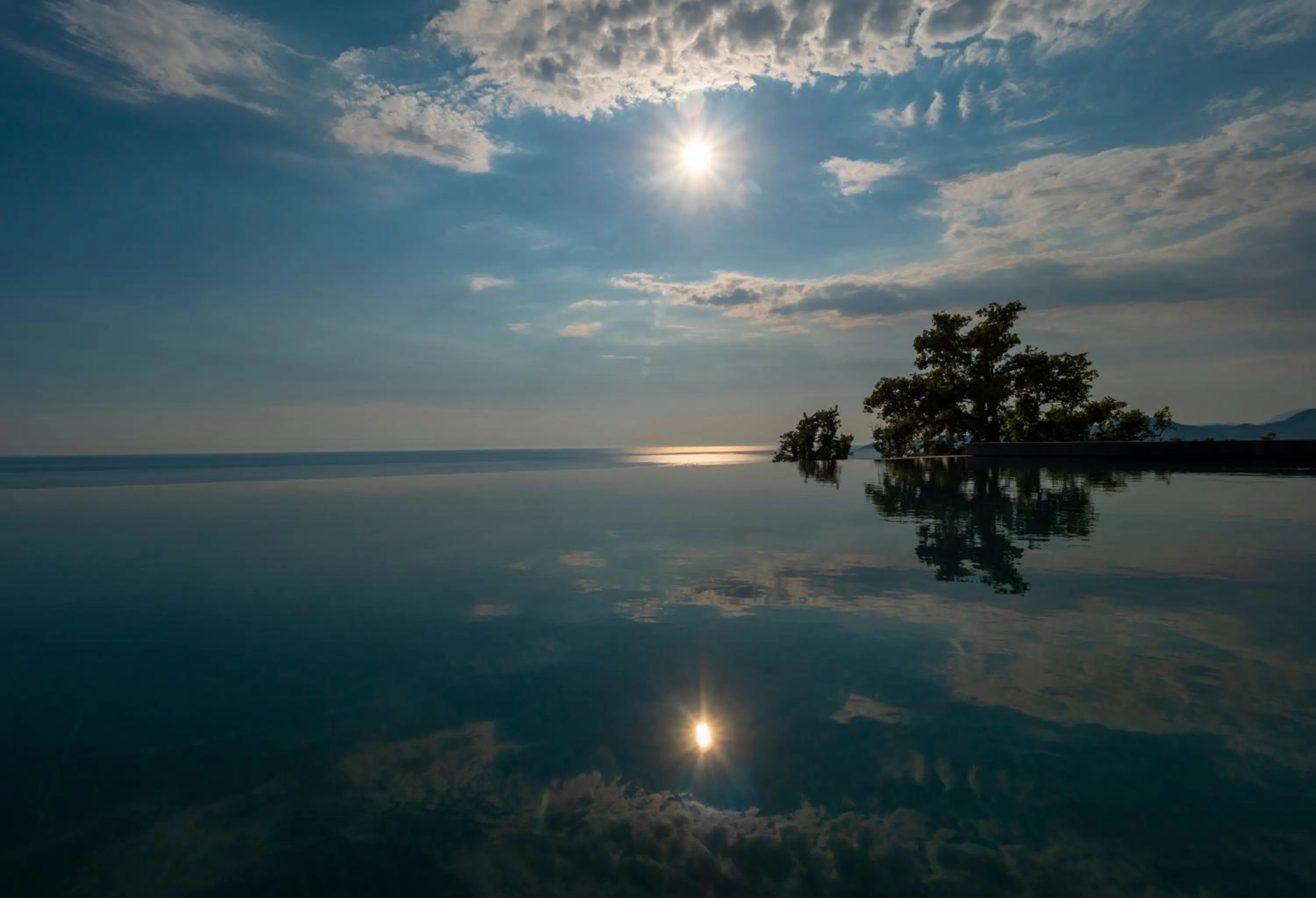 Sea view in Vivid Blue Serenity Resort