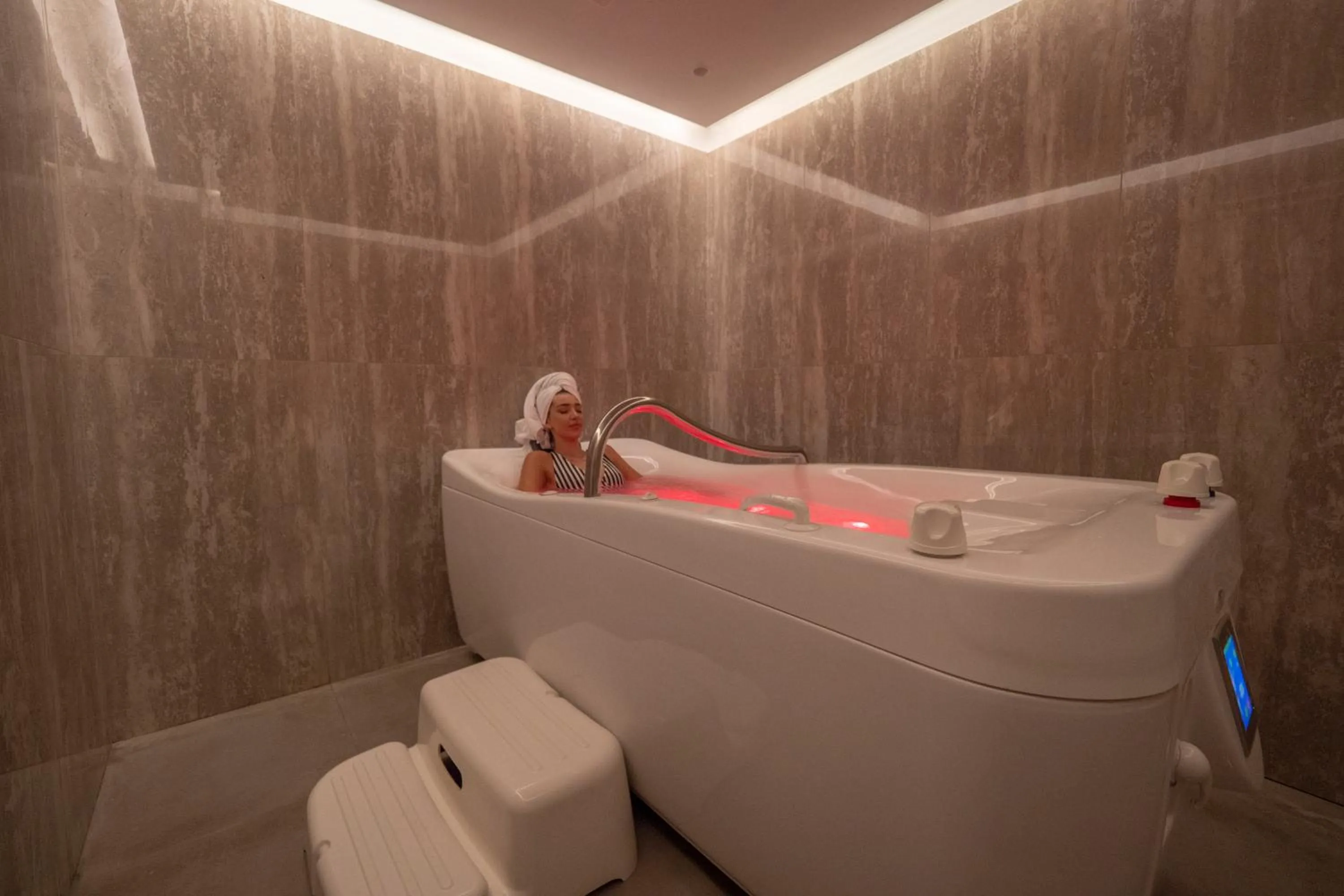 Spa and wellness centre/facilities in Vivid Blue Serenity Resort