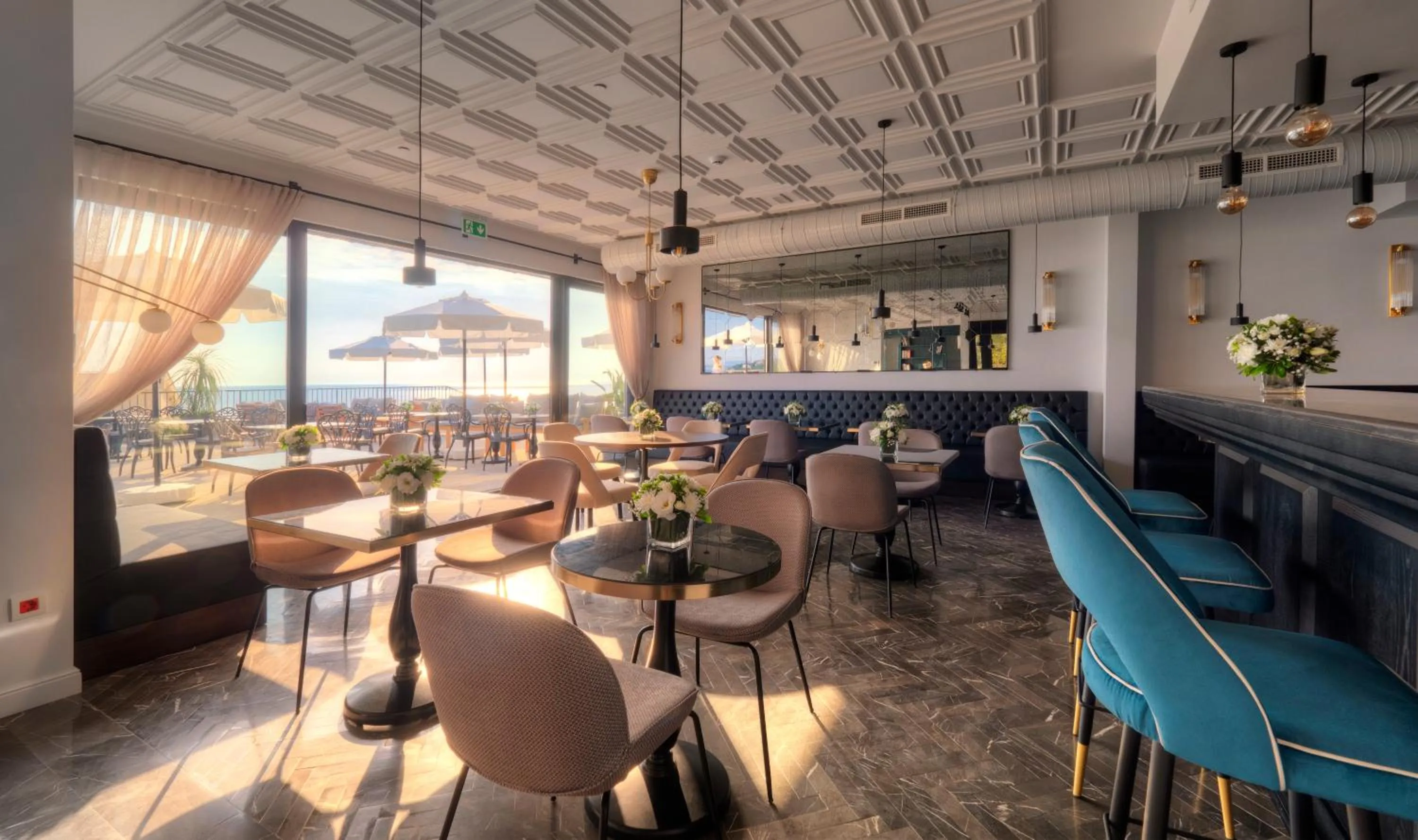 Restaurant/places to eat in Vivid Blue Serenity Resort