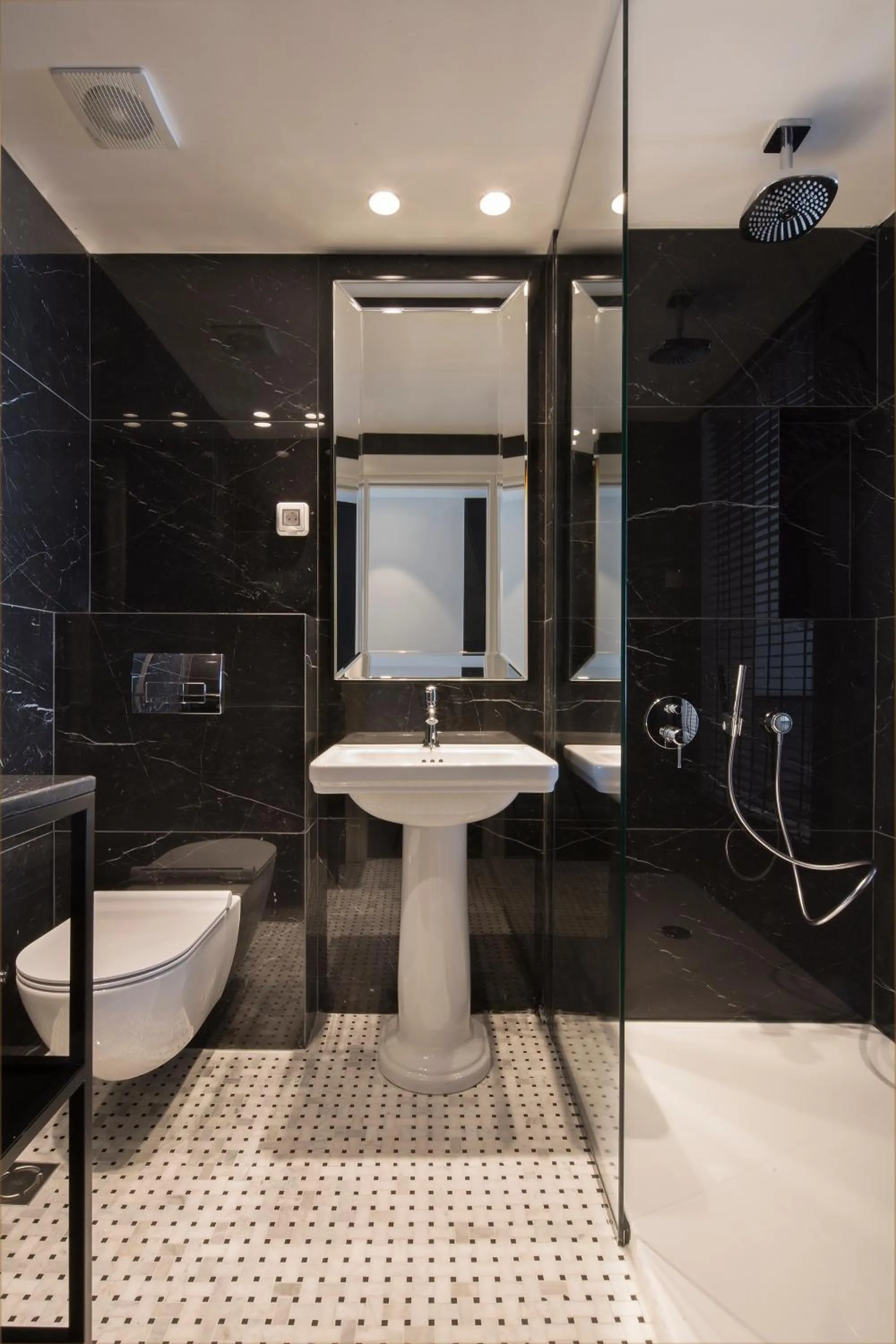 Shower in Vivid Blue Serenity Resort