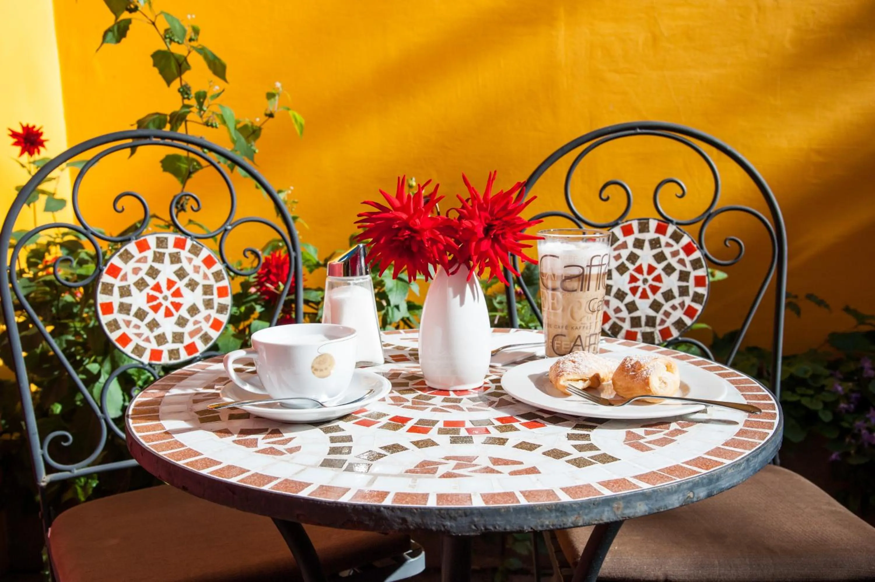 Garden in Hotel Antares München