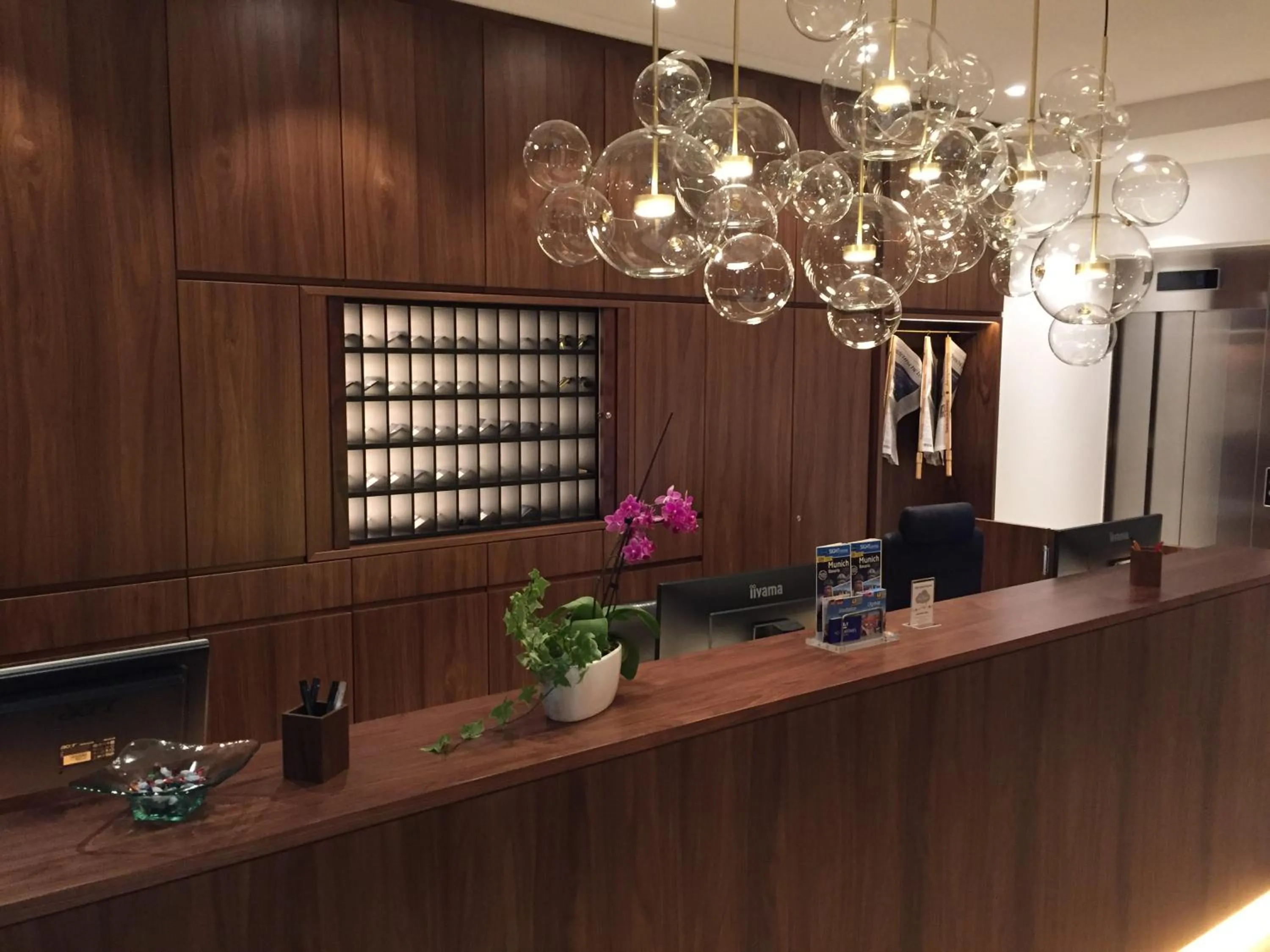 Lobby or reception in Hotel Antares München