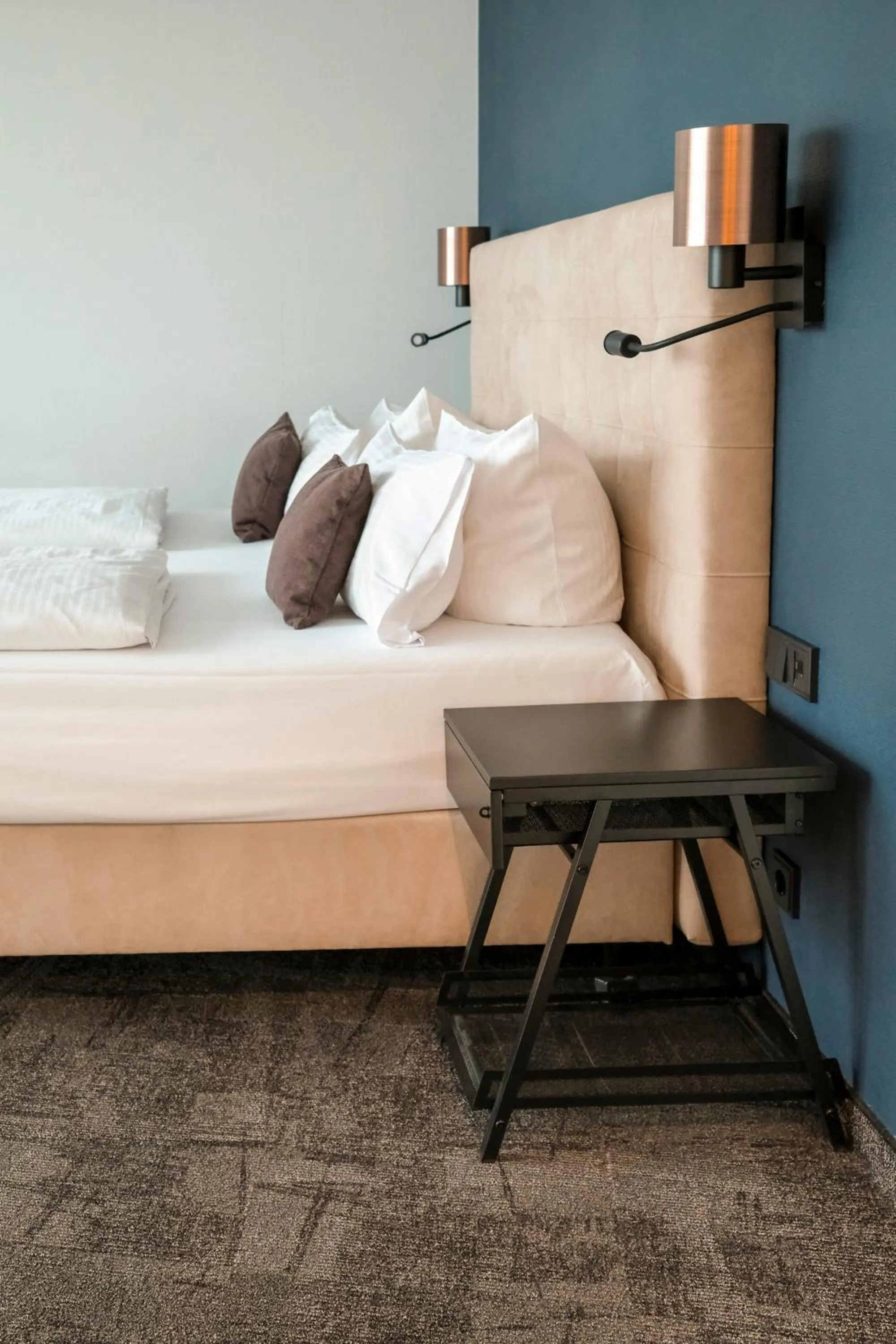 Bedroom, Bed in Hotel am Borsigturm