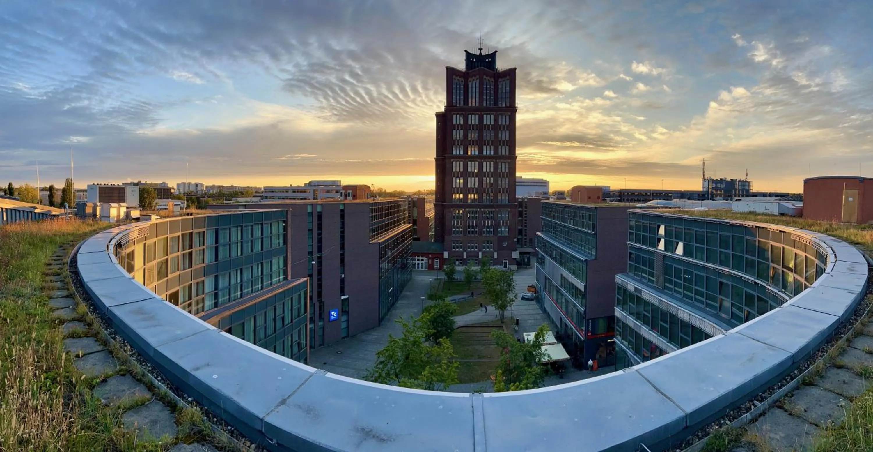Property building in Hotel am Borsigturm