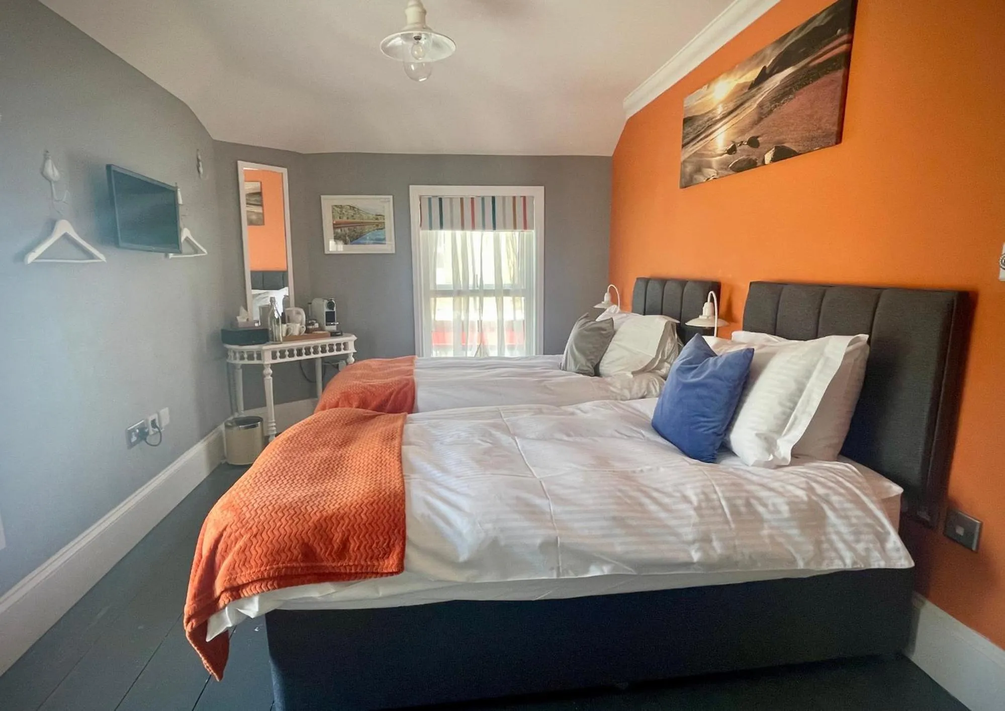 Bed in Ebenezer's Place