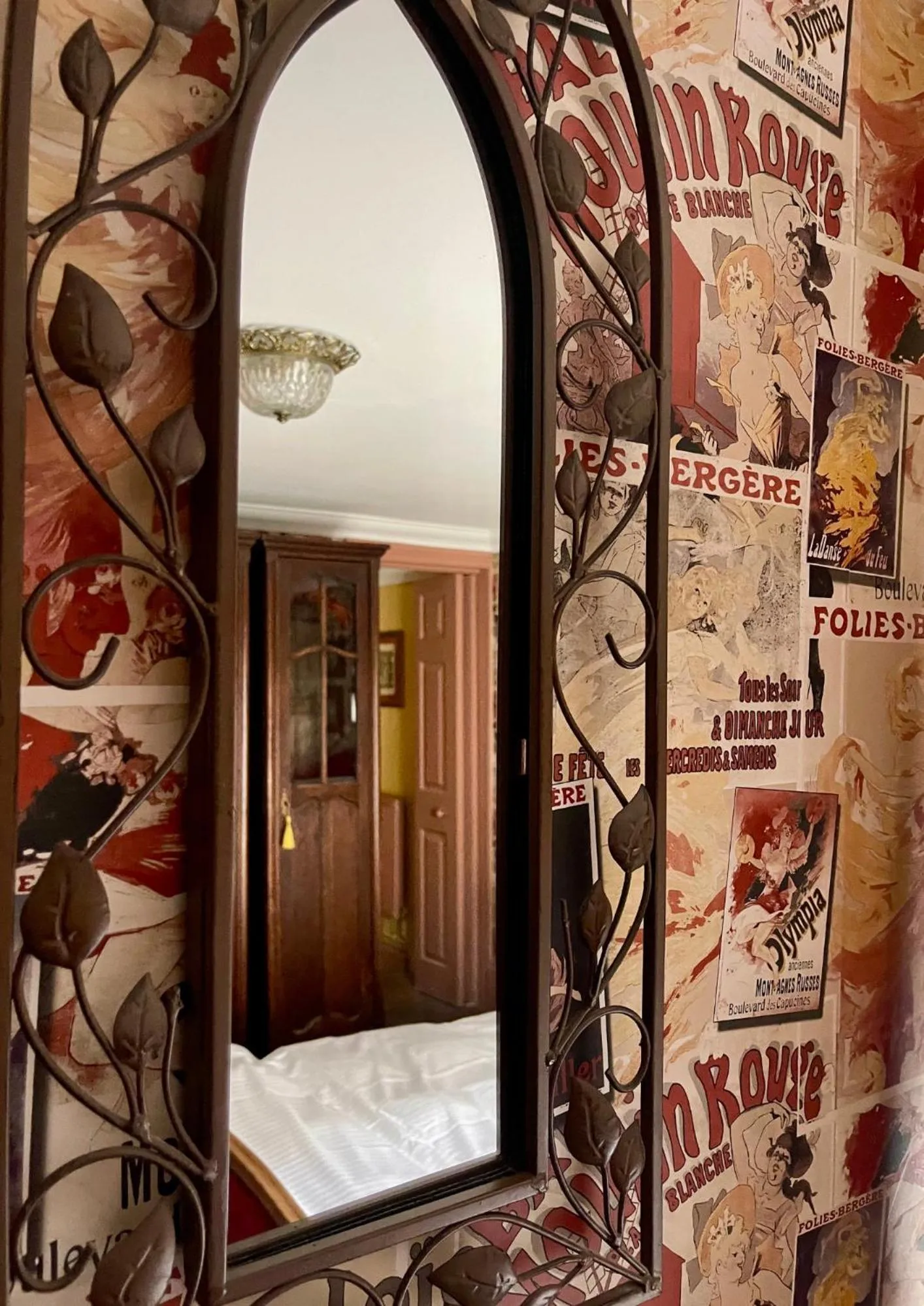 Decorative detail, Bed in Ebenezer's Place