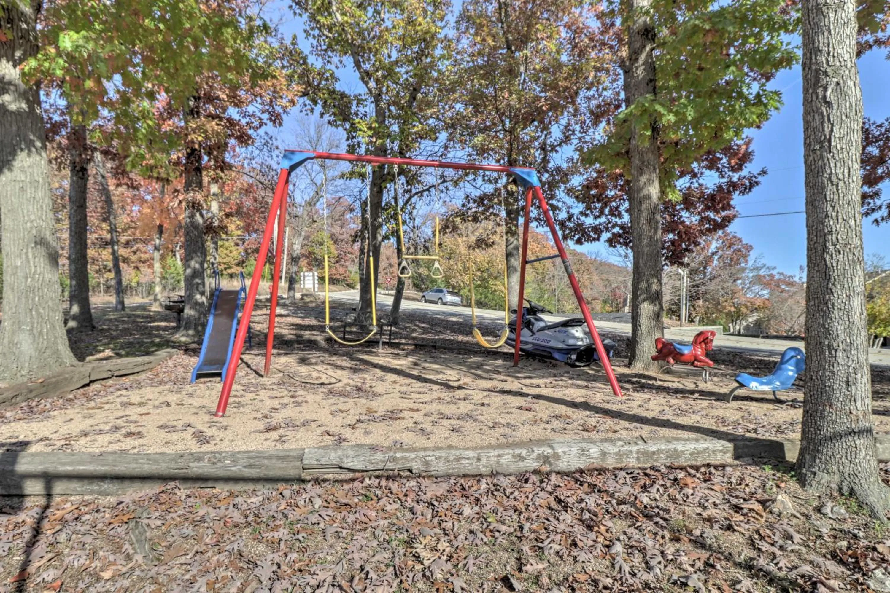 Lake Ozark Condo with Pool and Fishing Docks!