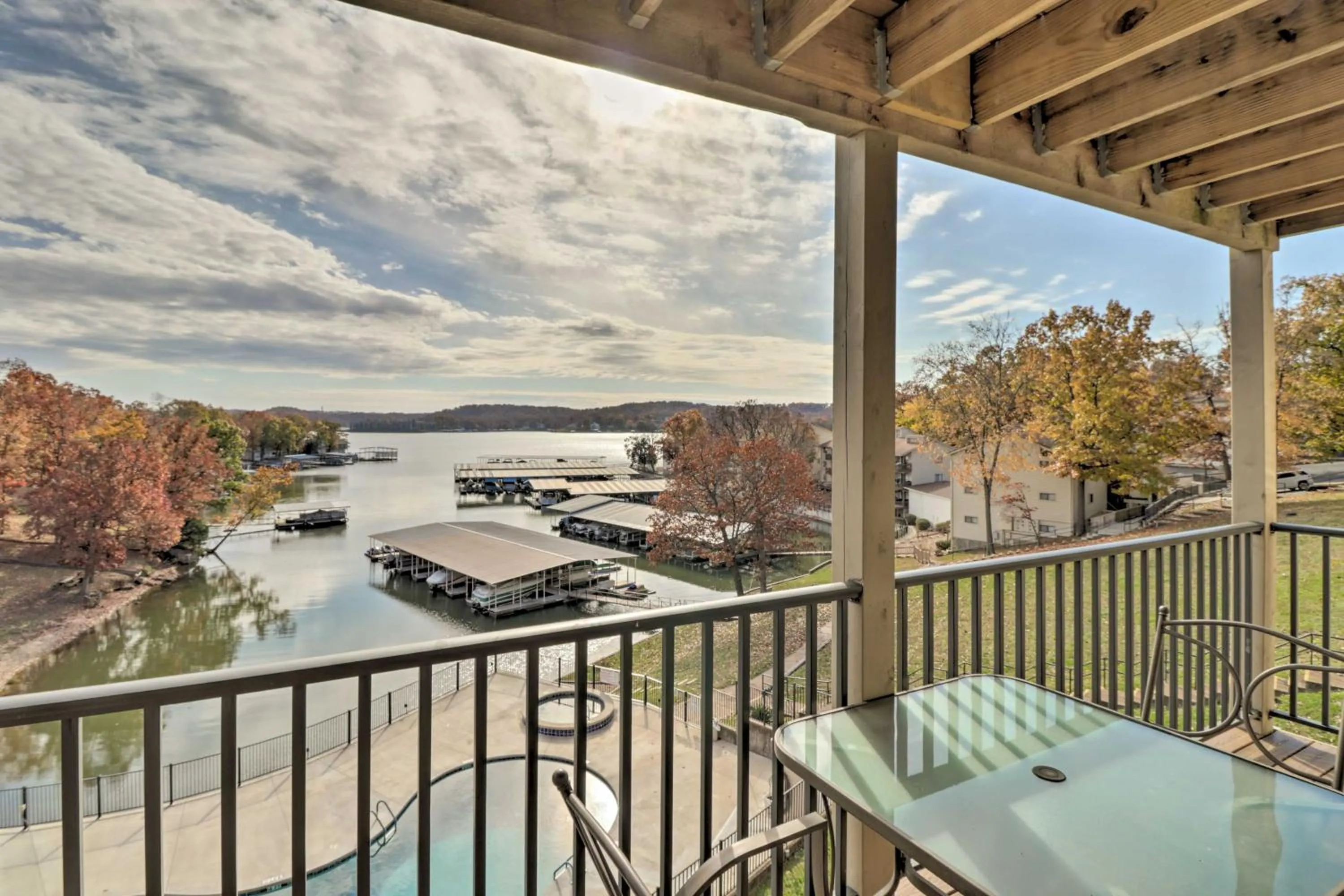 Lake Ozark Condo with Pool and Fishing Docks!