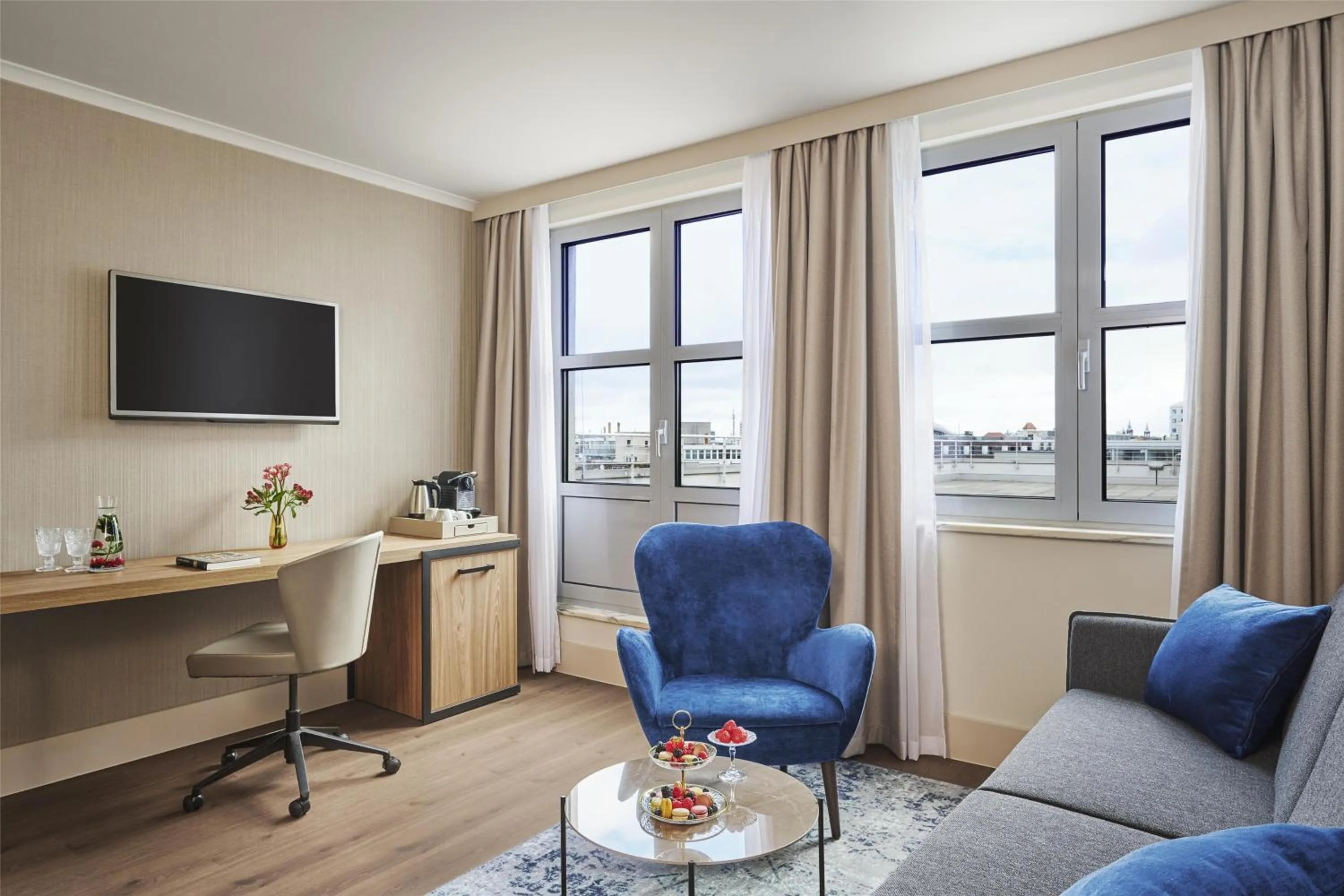 Photo of the whole room in NH Berlin Kurfürstendamm