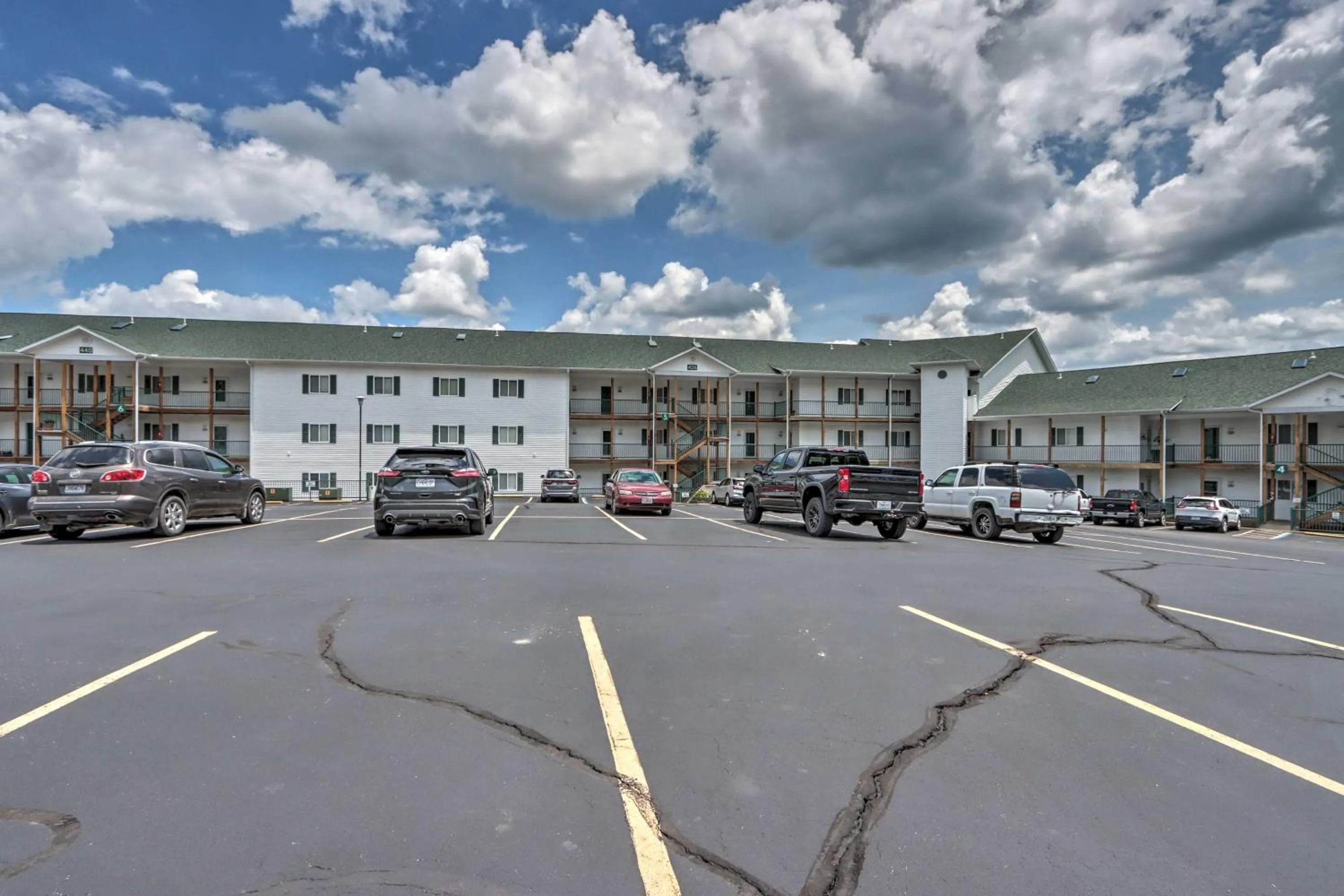 Lakefront Ozark Condo with Balcony and Seasonal Pool!