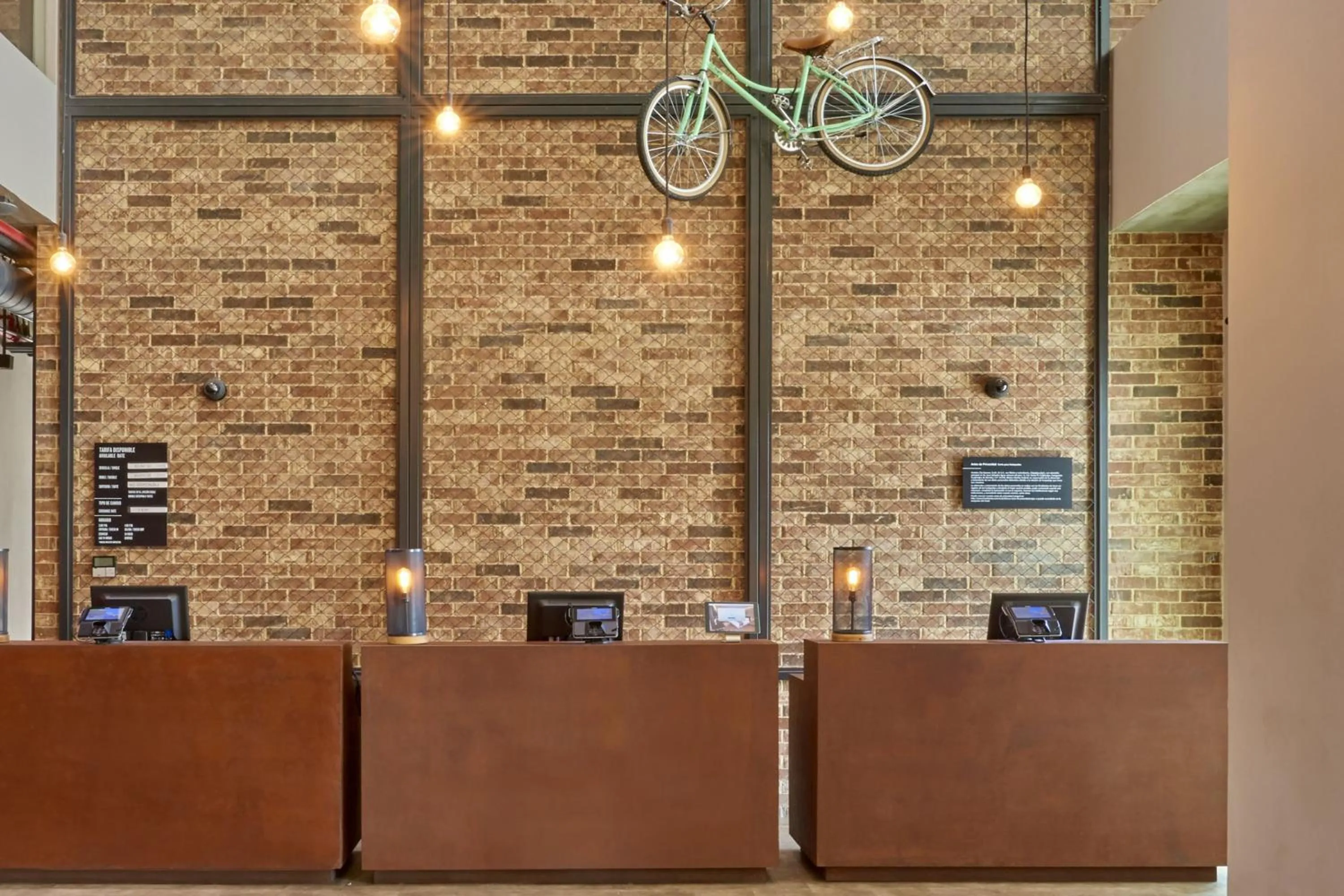 Lobby or reception in City Express Plus by Marriott Mexicali