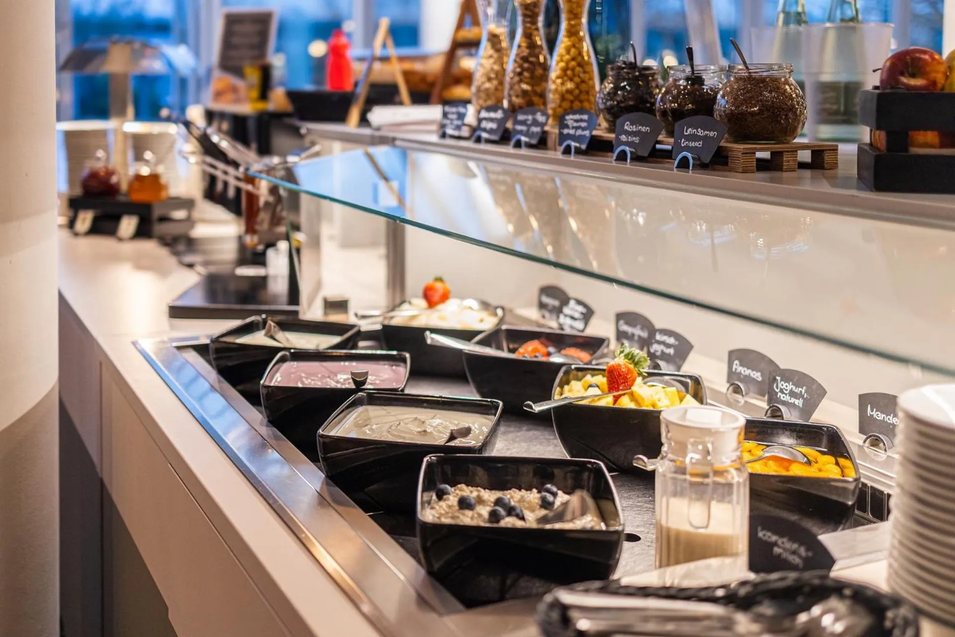 Breakfast in Globana Airport Hotel