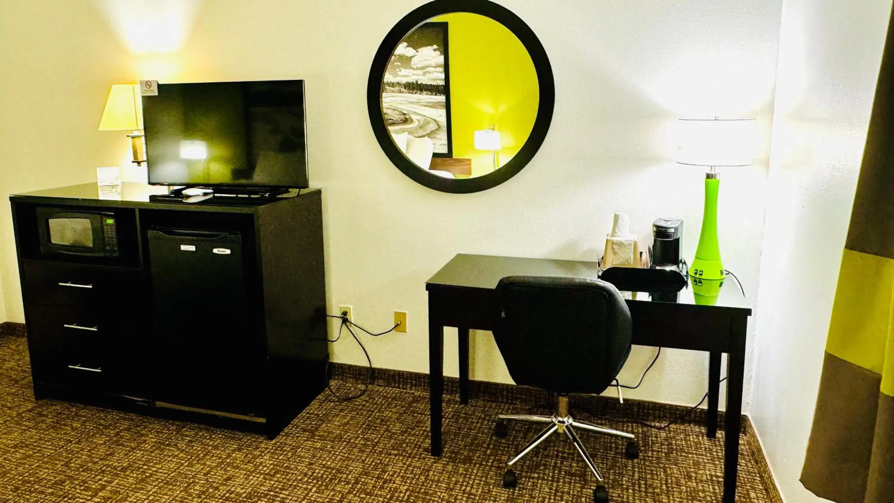 King Room with Roll-In Shower - Disability Access in Forest City Inn King Room with Roll-In Shower - Disability Access in Forest City Inn