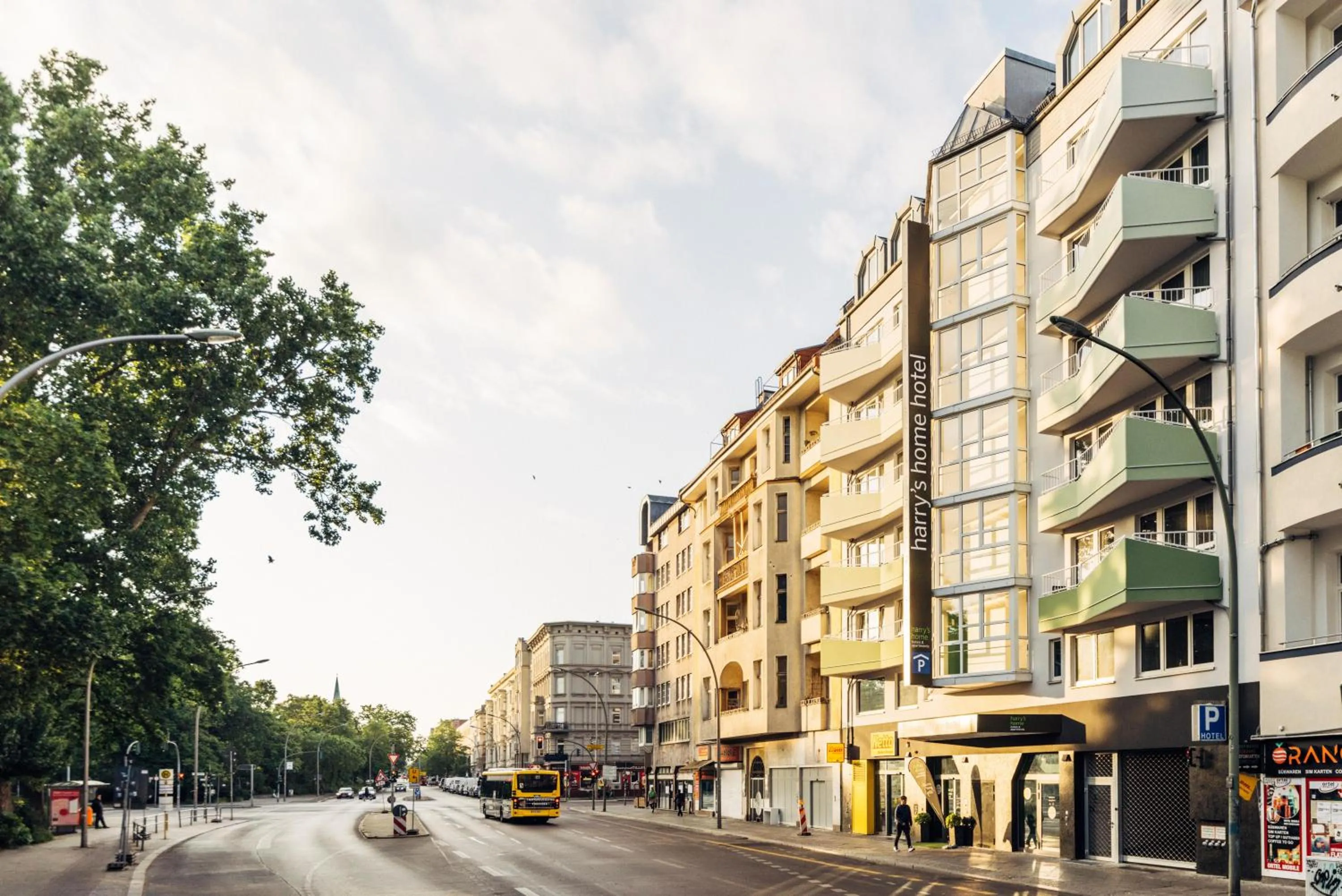 Property building in harry's home Berlin-Moabit hotel & apartments