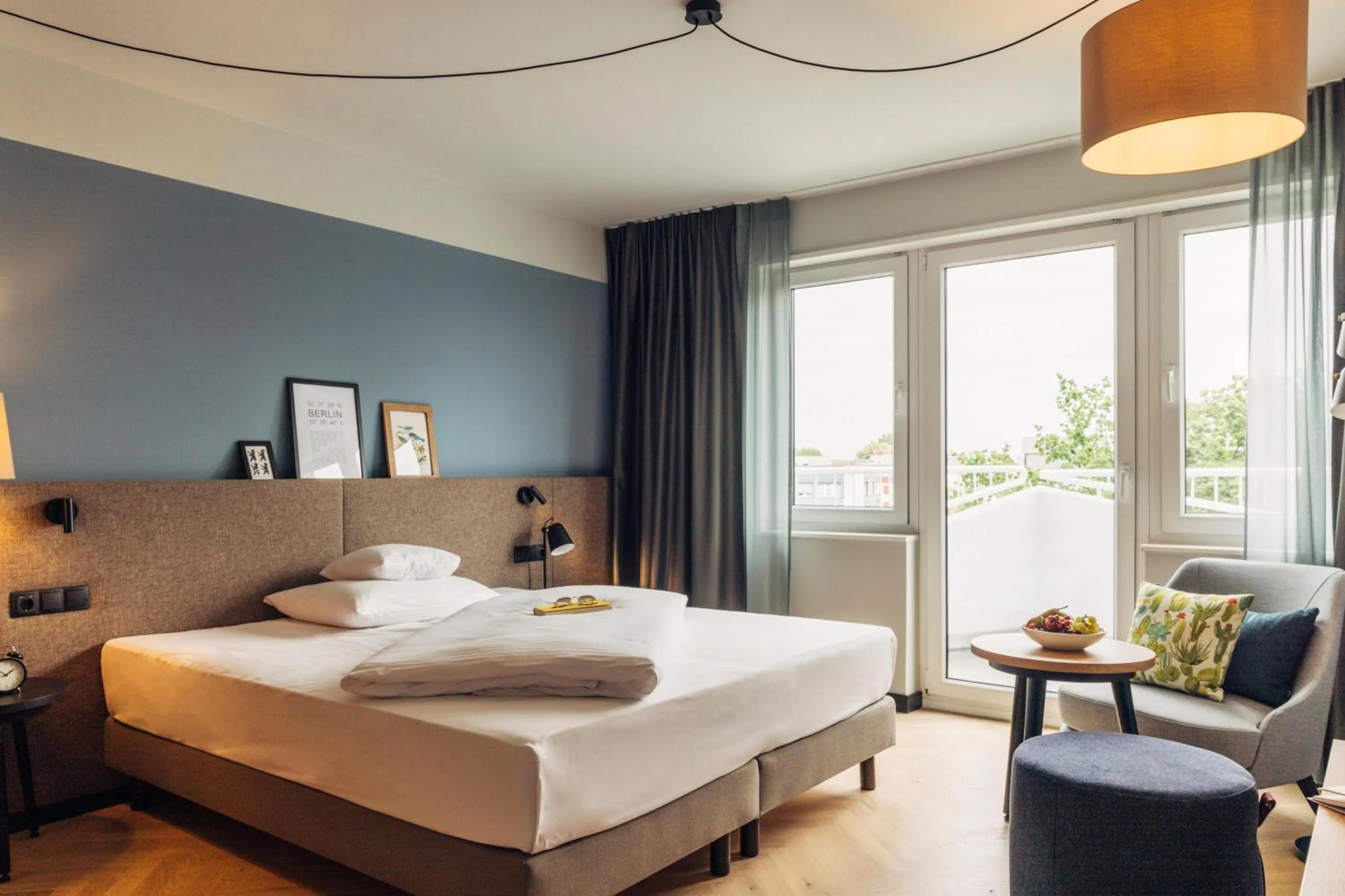 Photo of the whole room, Bed in harry's home Berlin-Moabit hotel & apartments