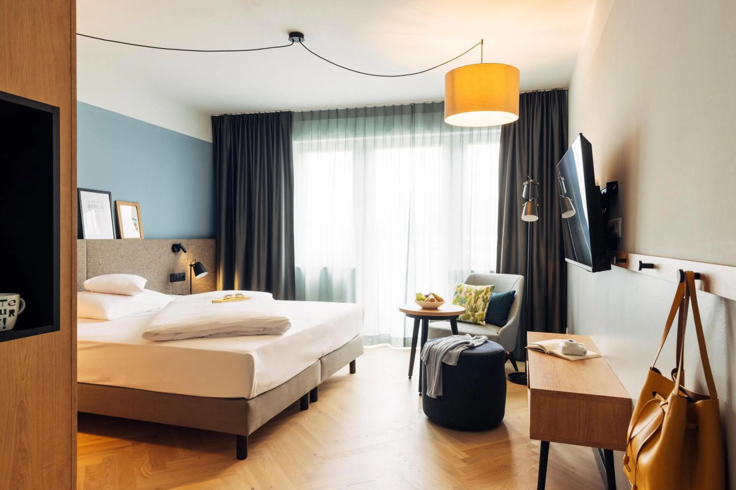 Photo of the whole room, Bed in harry's home Berlin-Moabit hotel & apartments