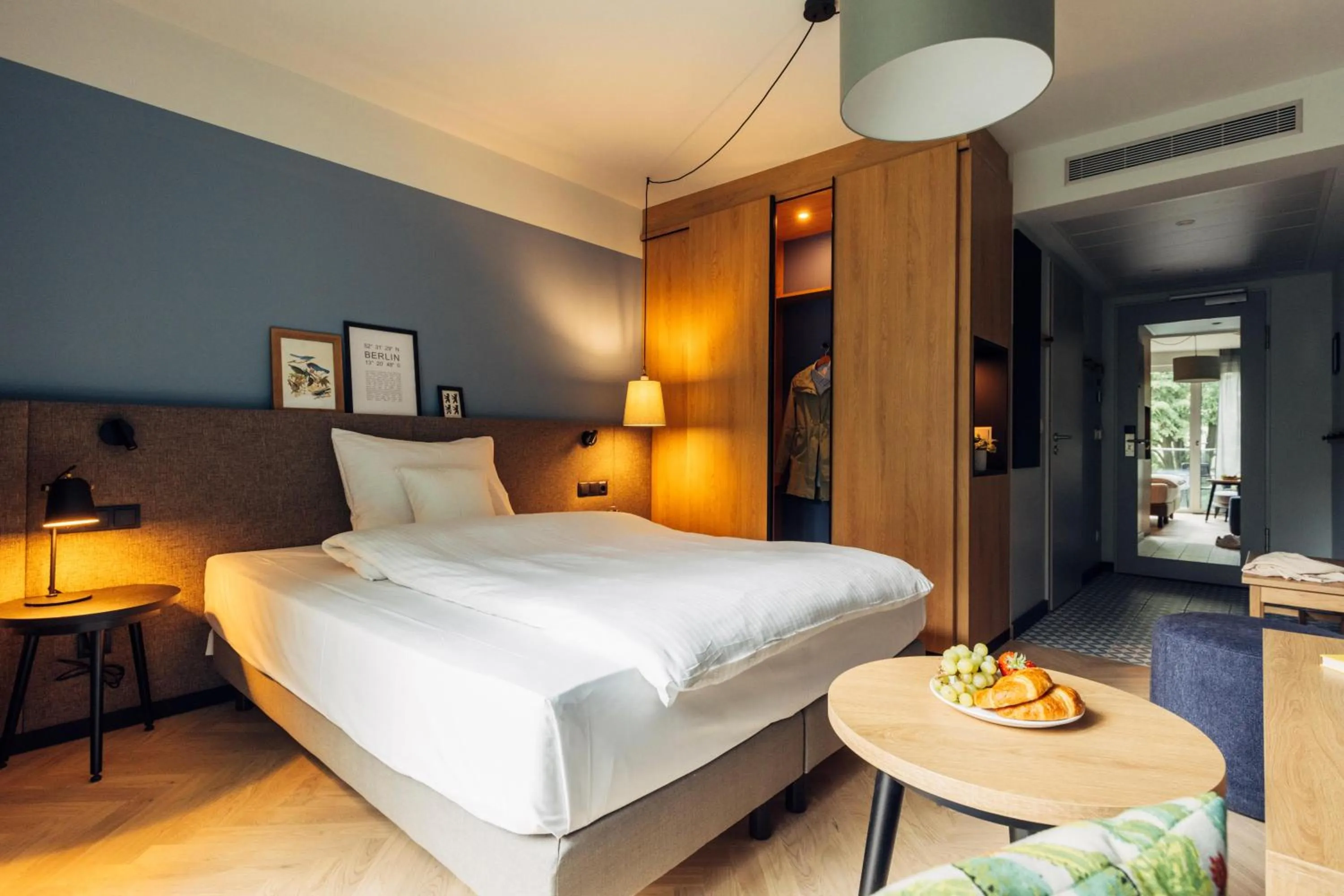 Photo of the whole room, Bed in harry's home Berlin-Moabit hotel & apartments