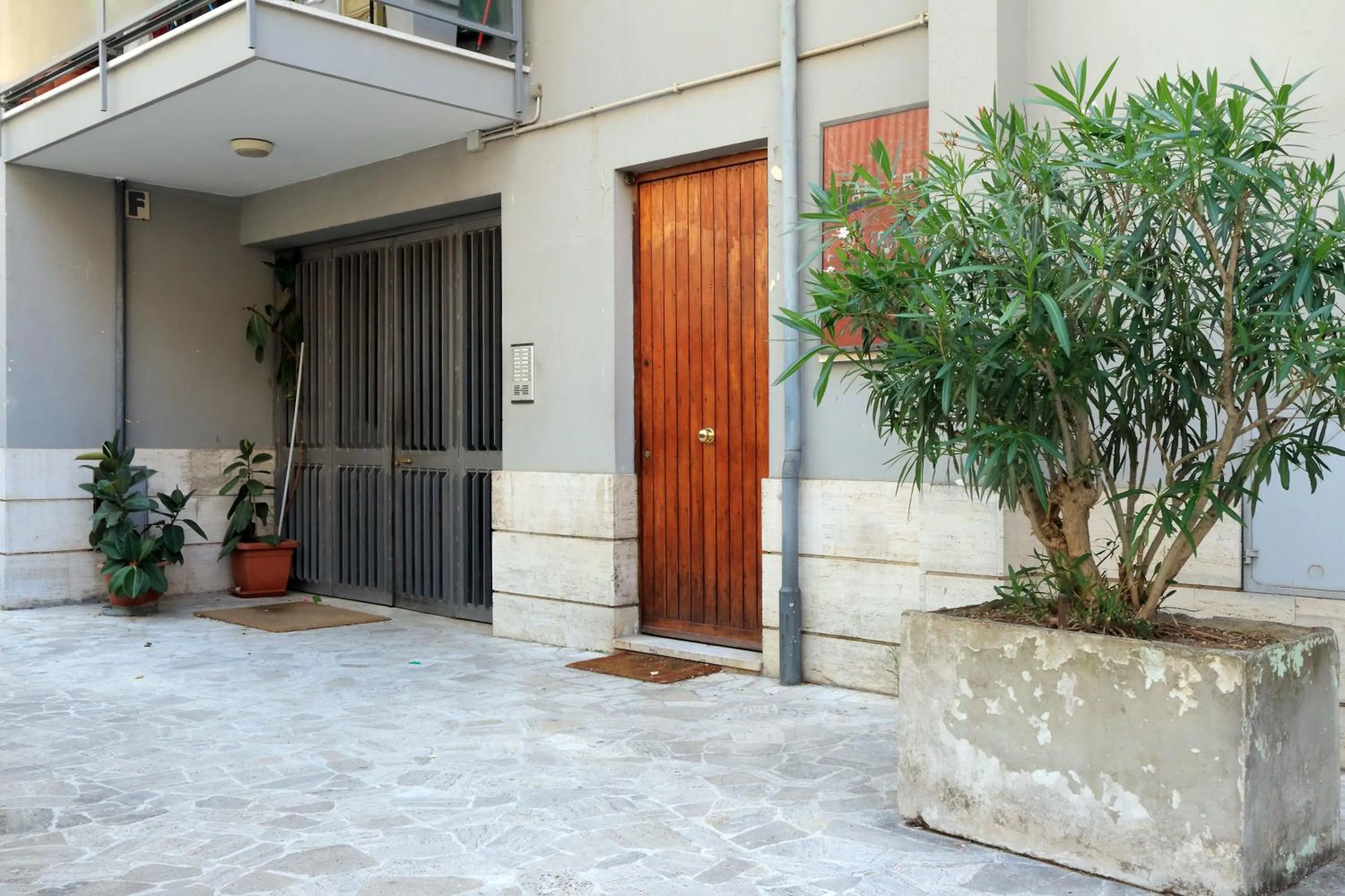 Facade/entrance in Bed and Breakfast La Stazione Del Vaticano