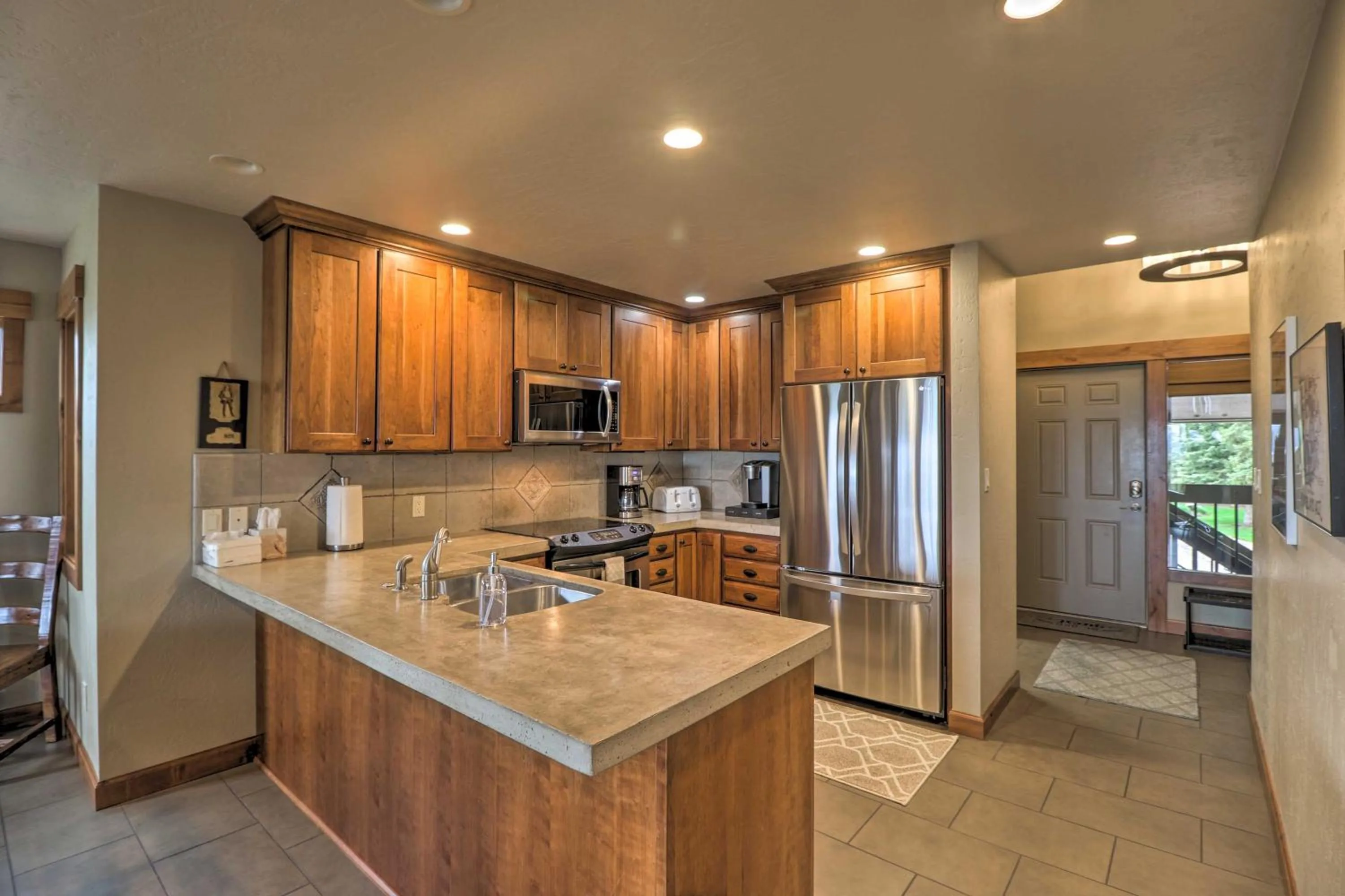 Expansive Bigfork Resort Retreat on Flathead Lake!