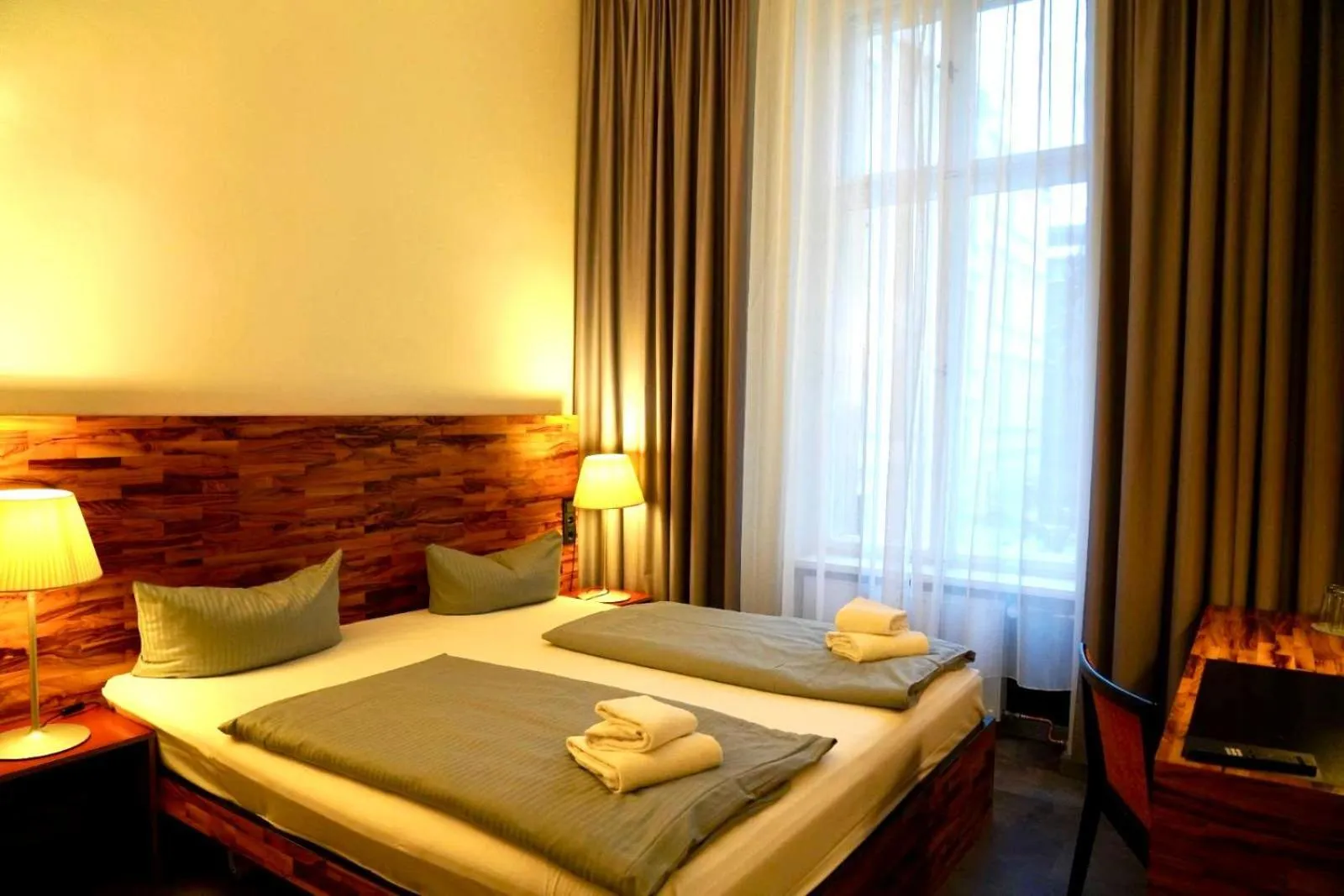 Photo of the whole room, Bed in Hotel Tiergarten Berlin