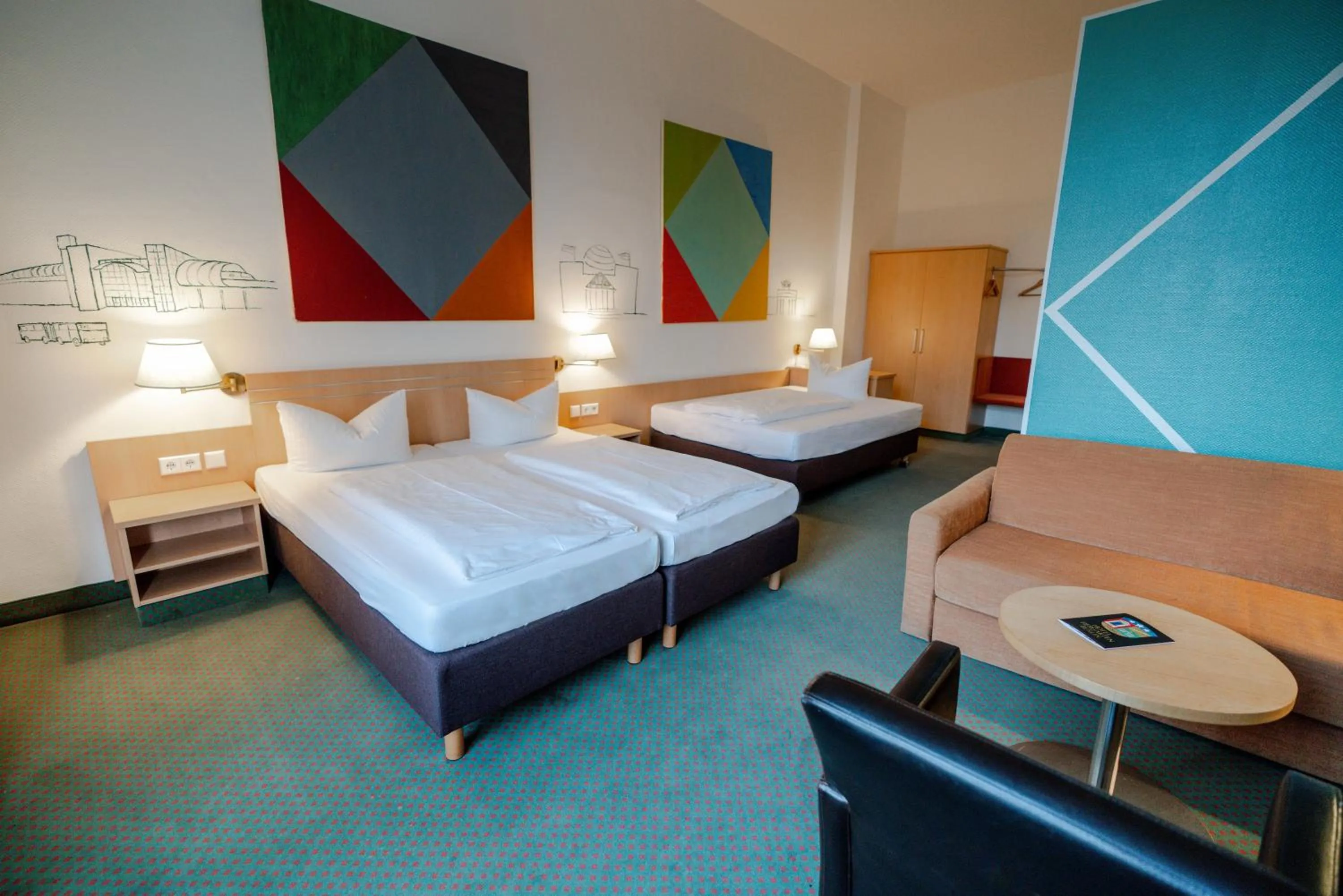 Photo of the whole room in Hotel Tiergarten Berlin