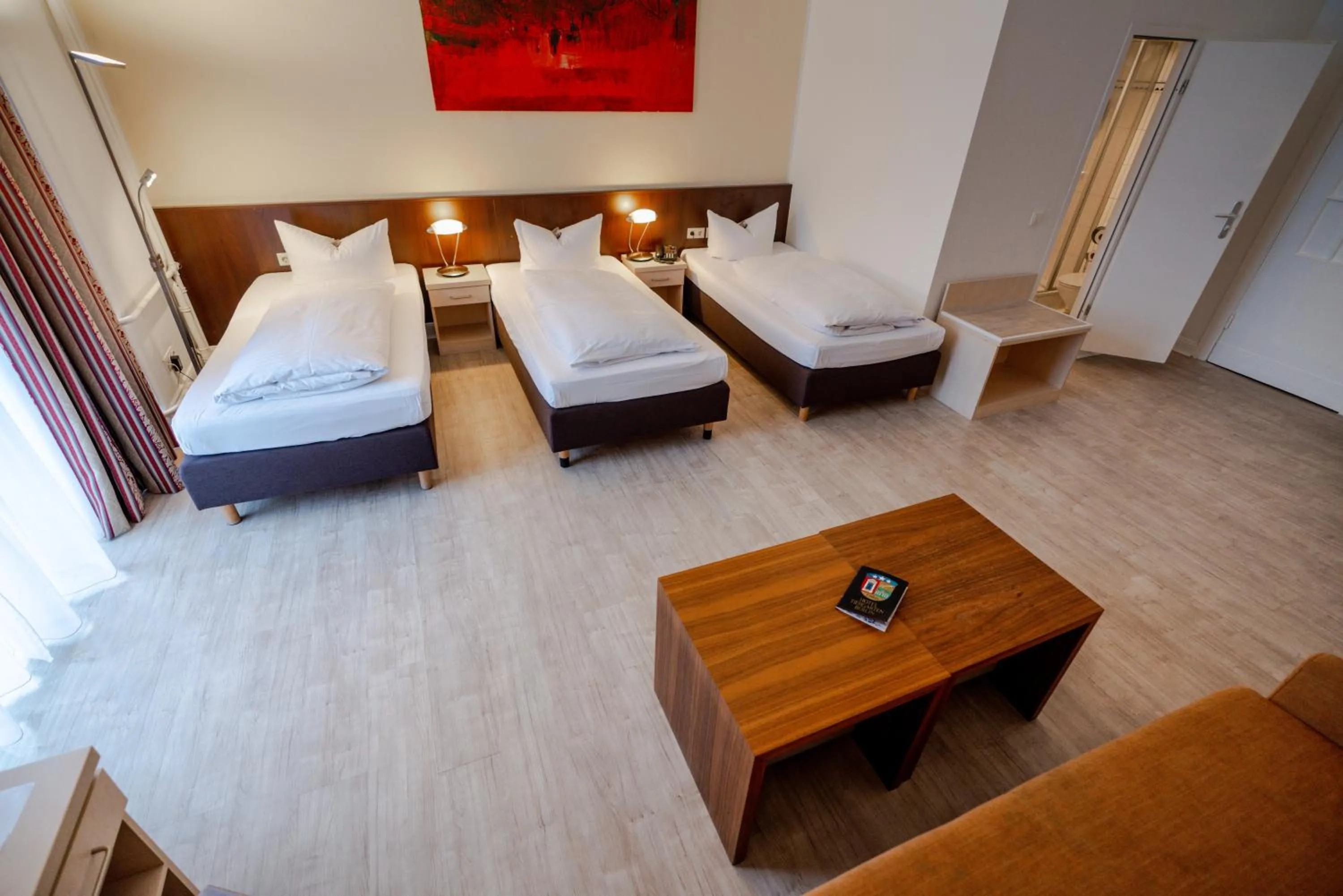 Photo of the whole room in Hotel Tiergarten Berlin