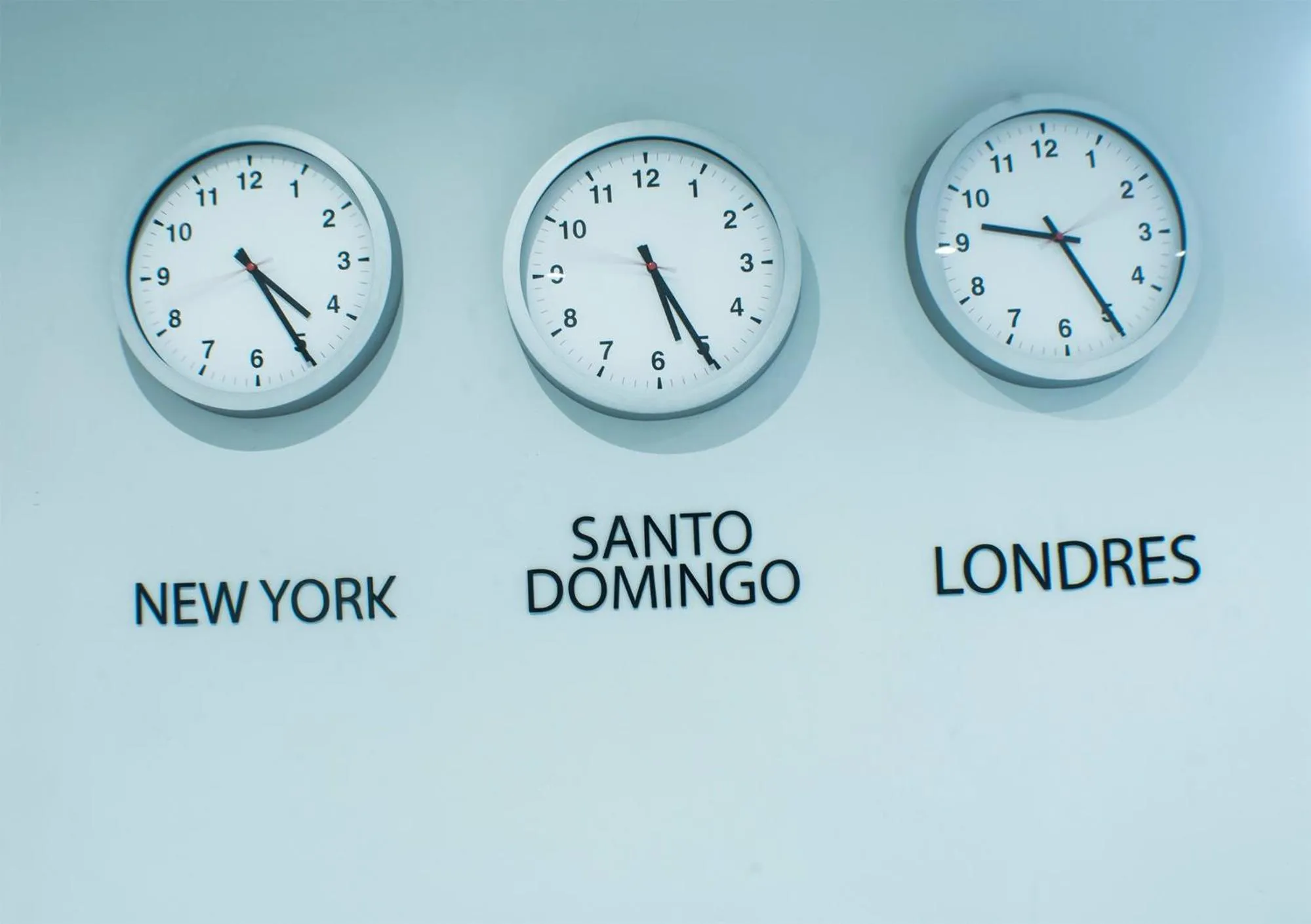 Malecon Premium Rooms & Hotel