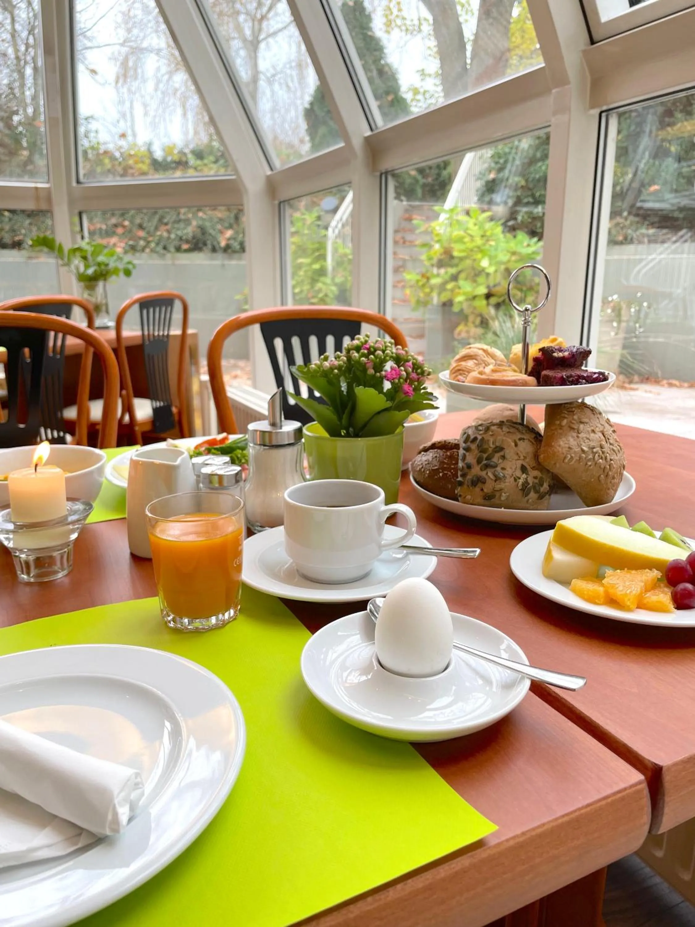 Breakfast in SensCity Hotel Berlin Spandau