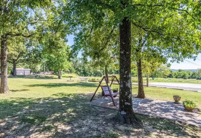 Children play ground in The Parkwood Inn & Suites