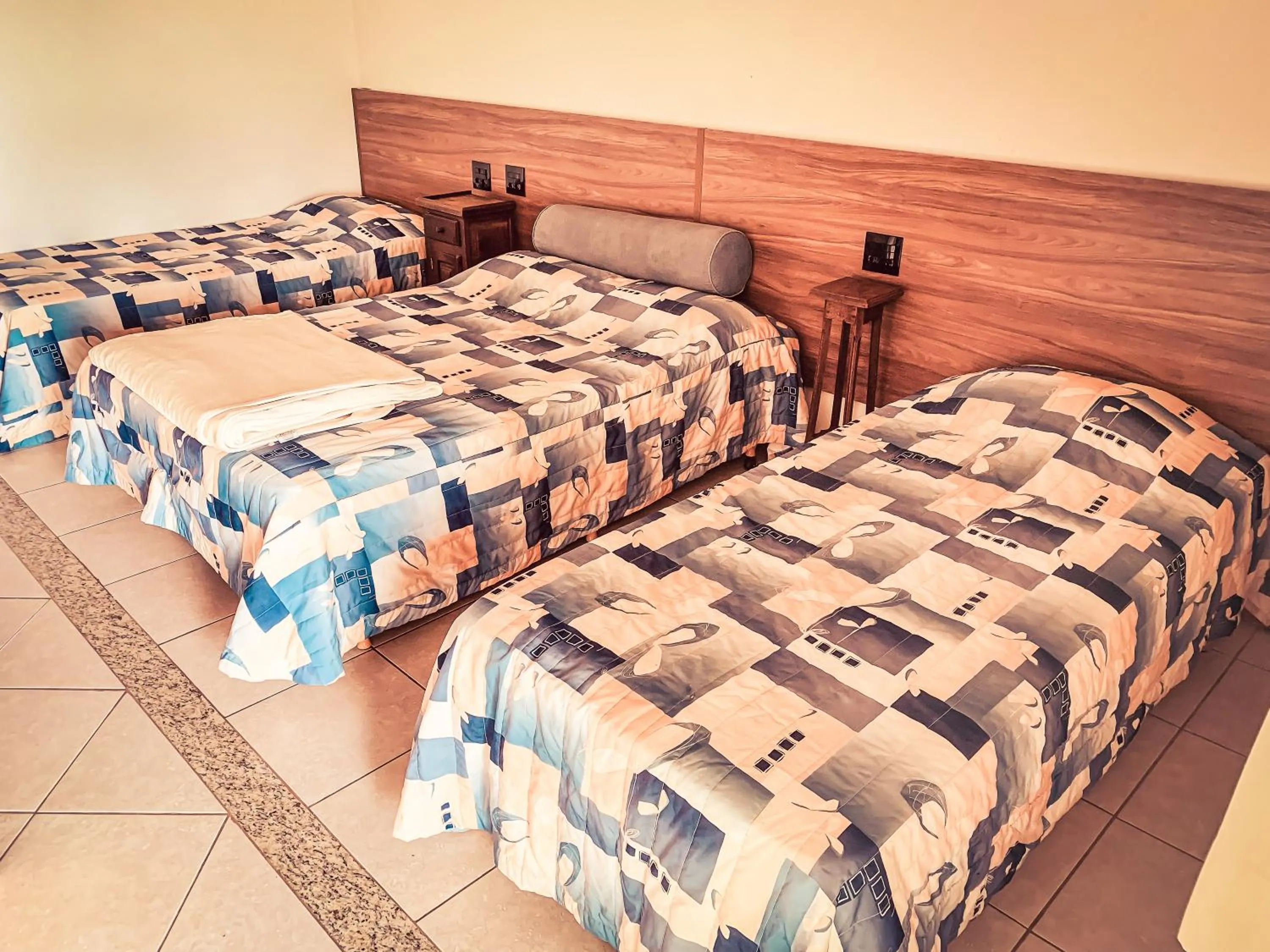 Photo of the whole room, Bed in Parque Hotel Holambra