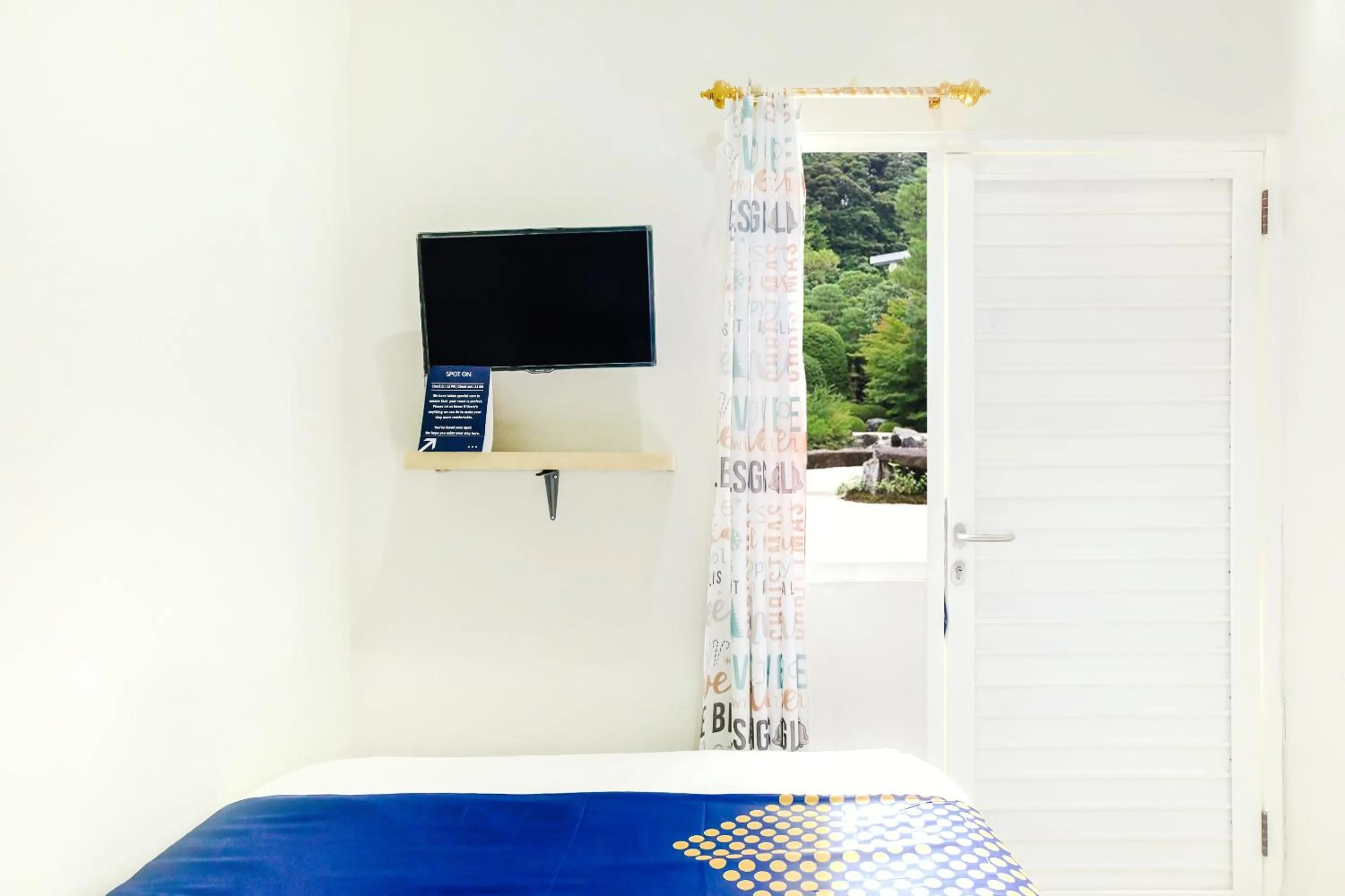 Bedroom in Omah Pandhoek Family Syariah by Stayku