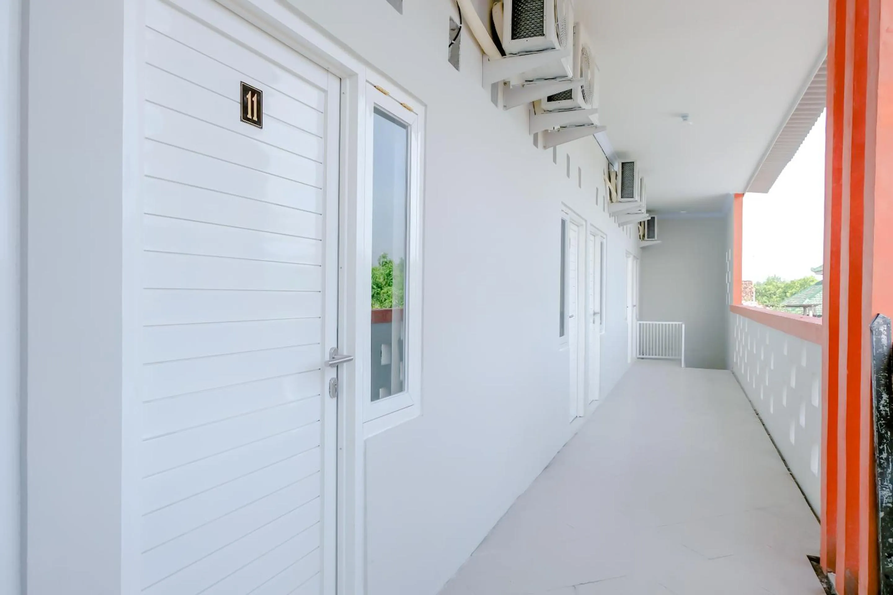 Balcony/Terrace in Omah Pandhoek Family Syariah by Stayku