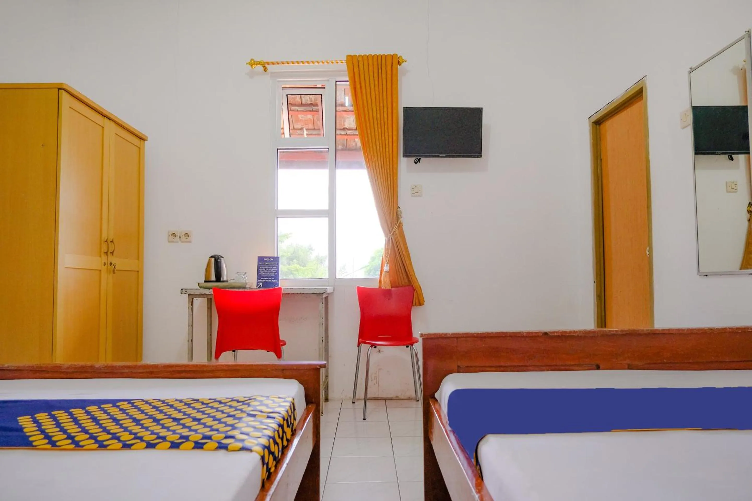 Bedroom, Bed in OYO Life 2638 Hotel Raya