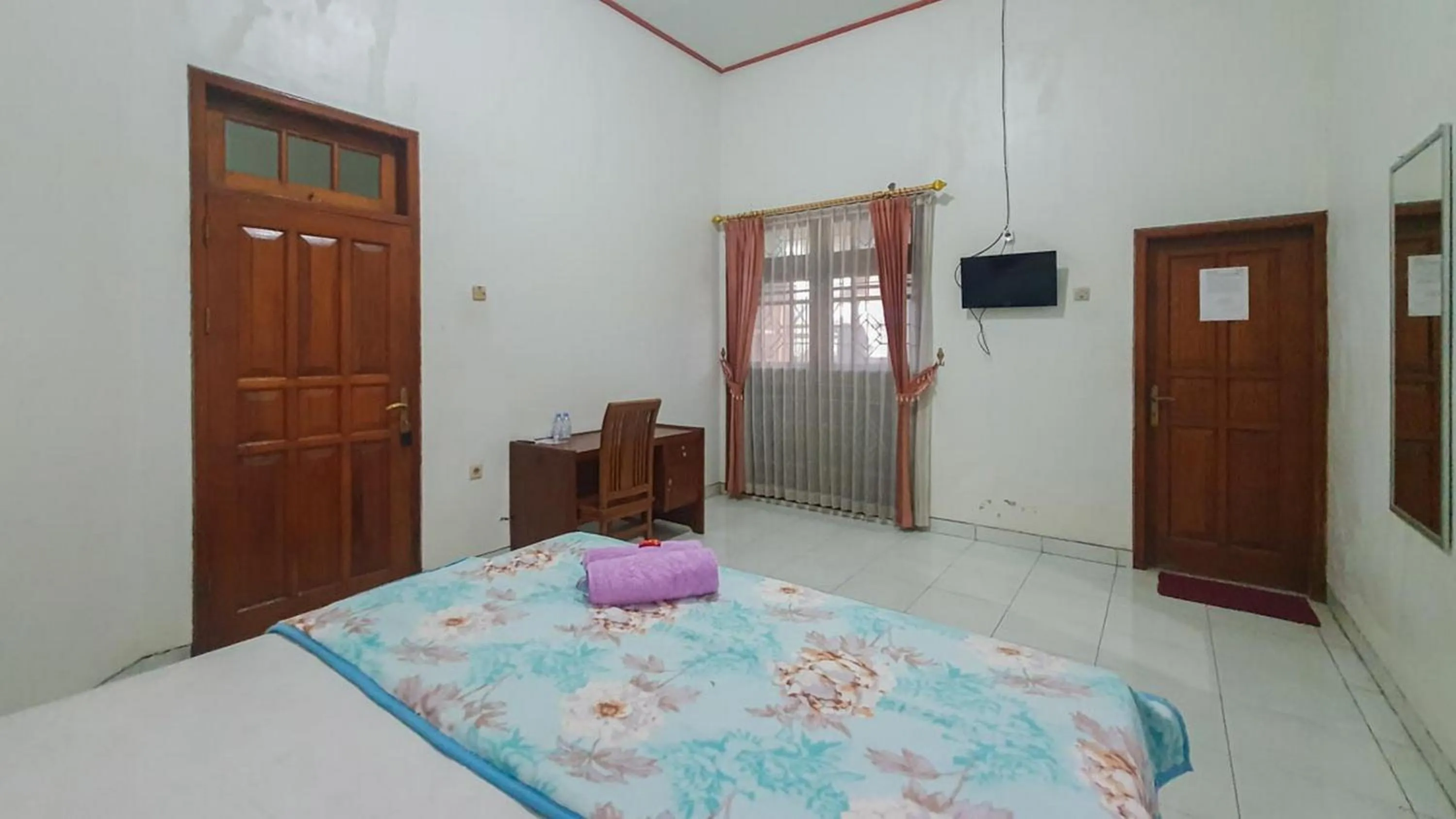 Bed in Villa Pakis Residence Banyuwangi