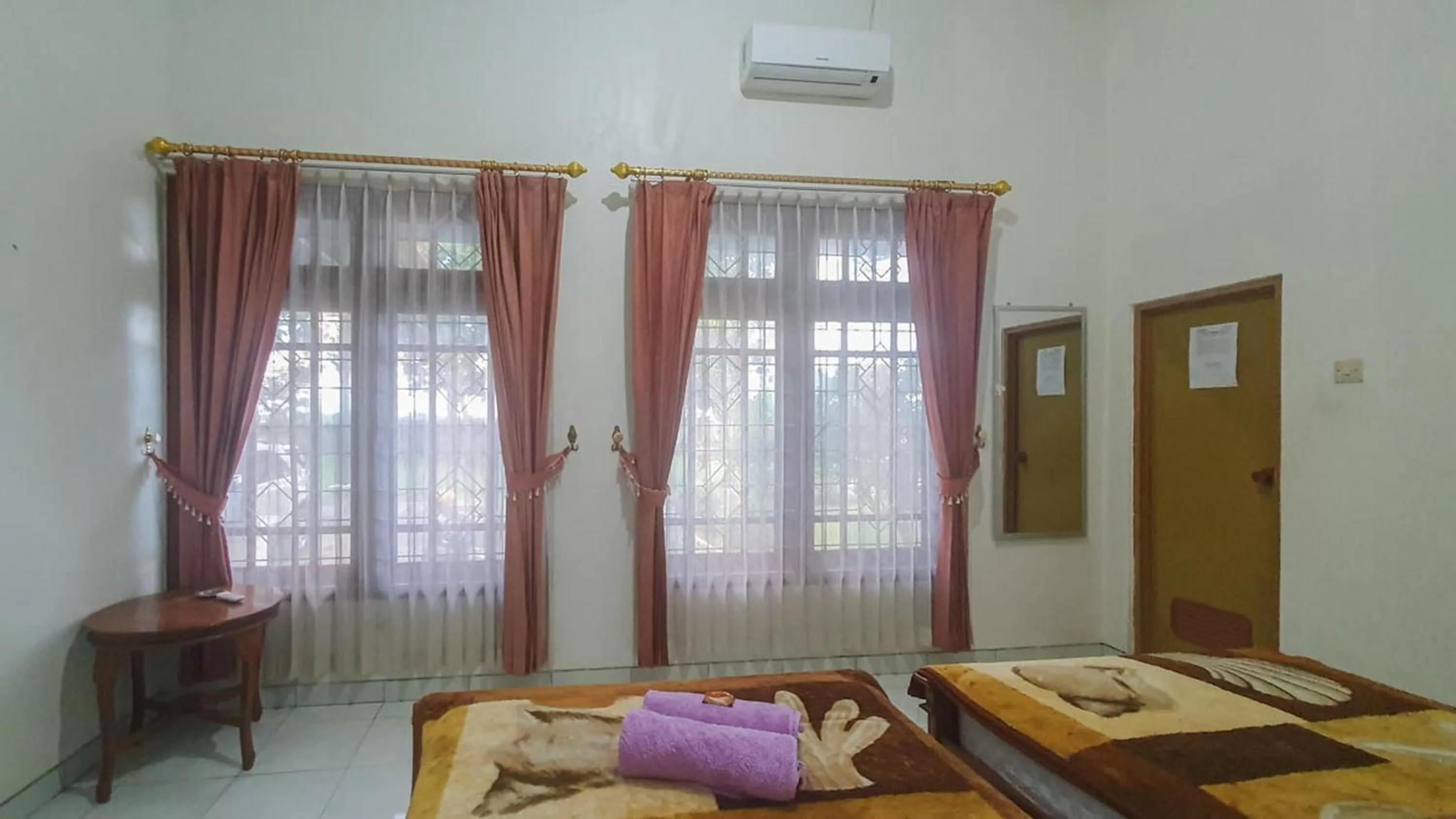 Bed in Villa Pakis Residence Banyuwangi