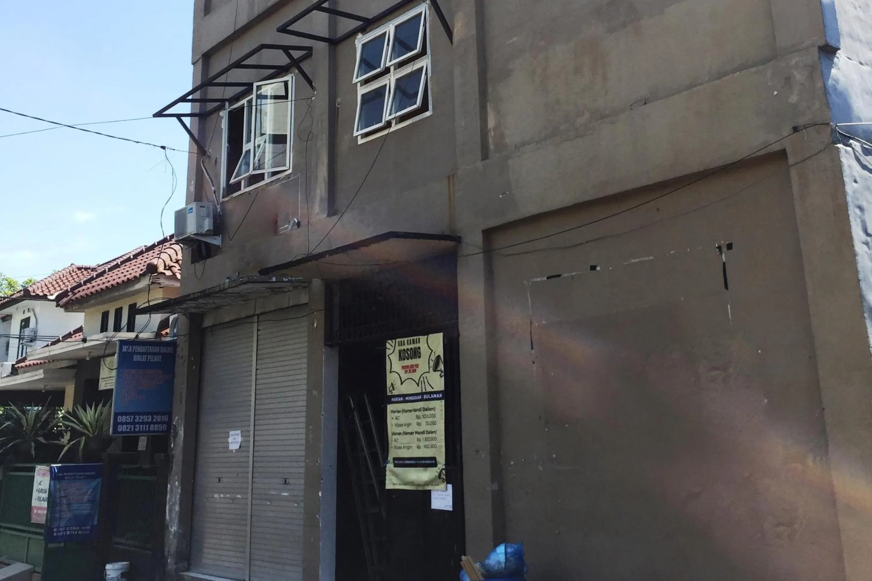 Facade/entrance in Hotel O Kalijudan Homestay