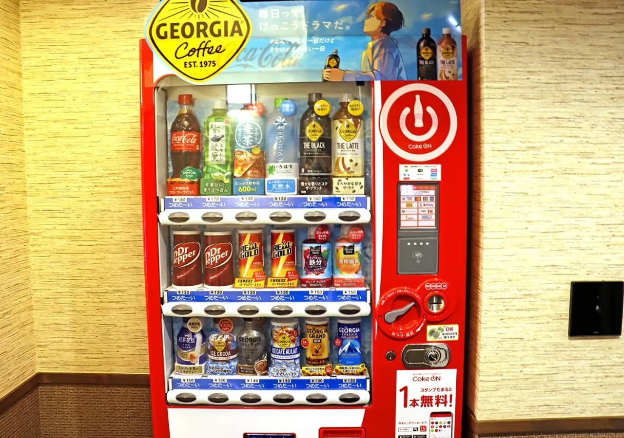 vending machine in Stay SAKURA Tokyo Asakusa Edo no Mai