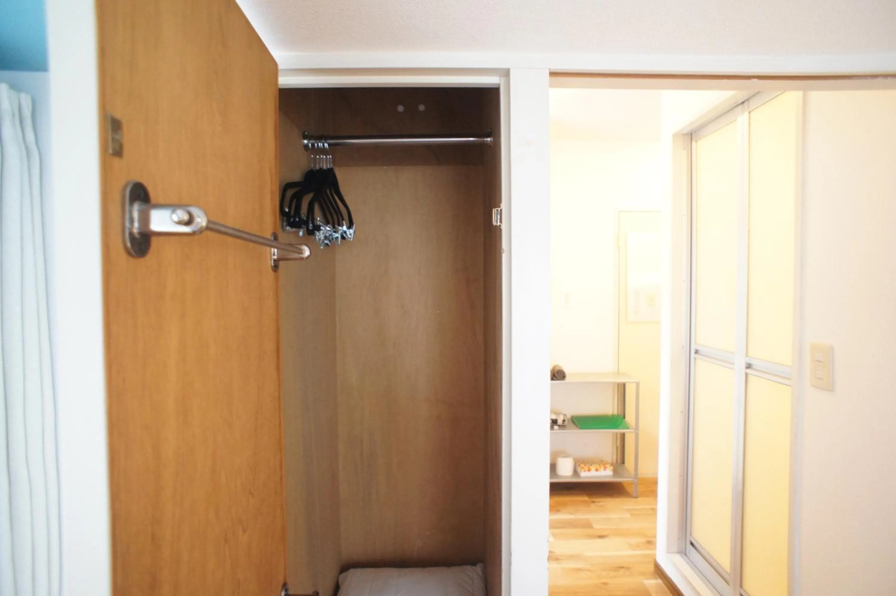 wardrobe in Plusone Nishikoen