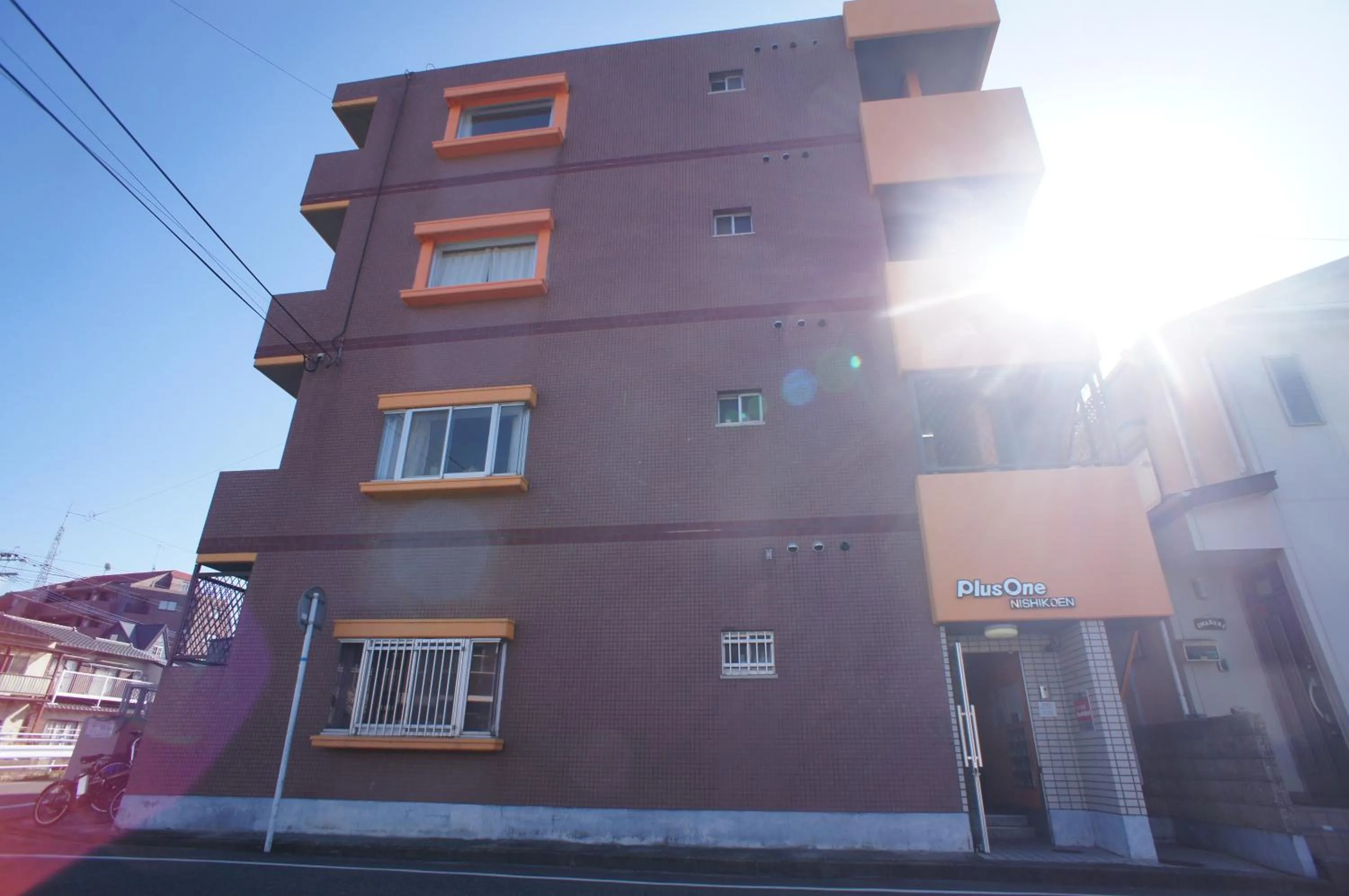 Facade/entrance in Plusone Nishikoen