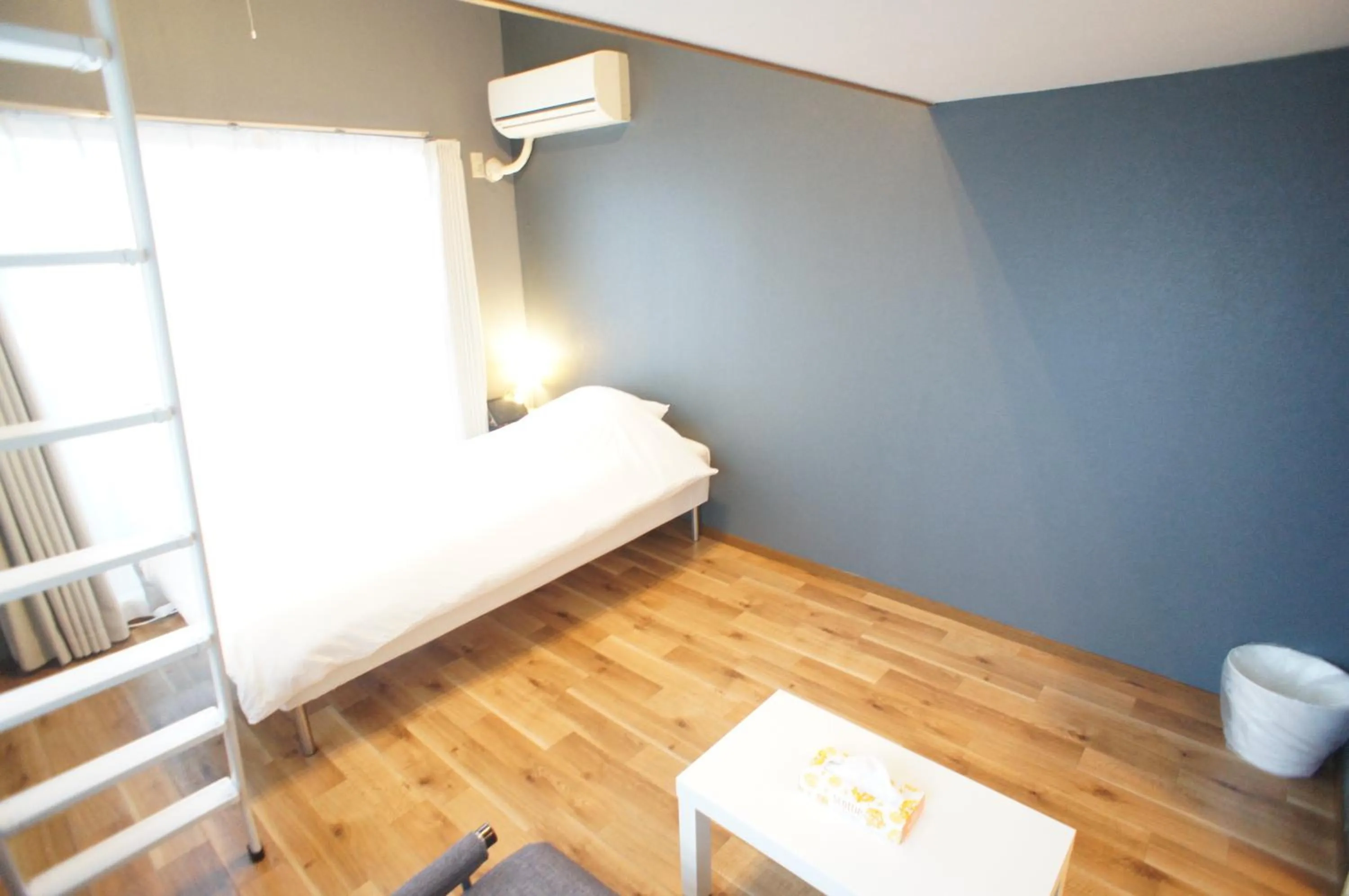 Bed in Plusone Nishikoen