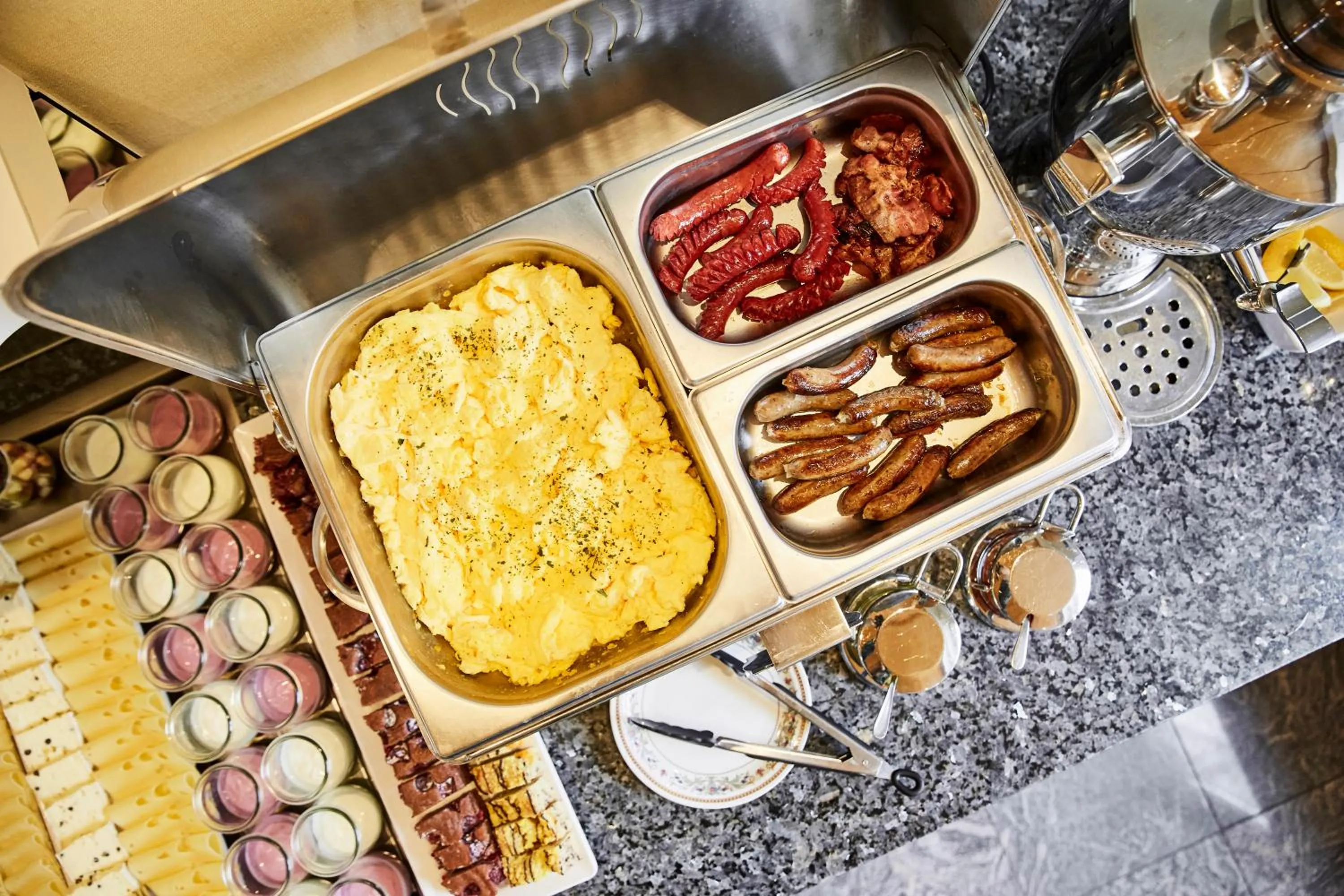 Breakfast in Hotel Imperial