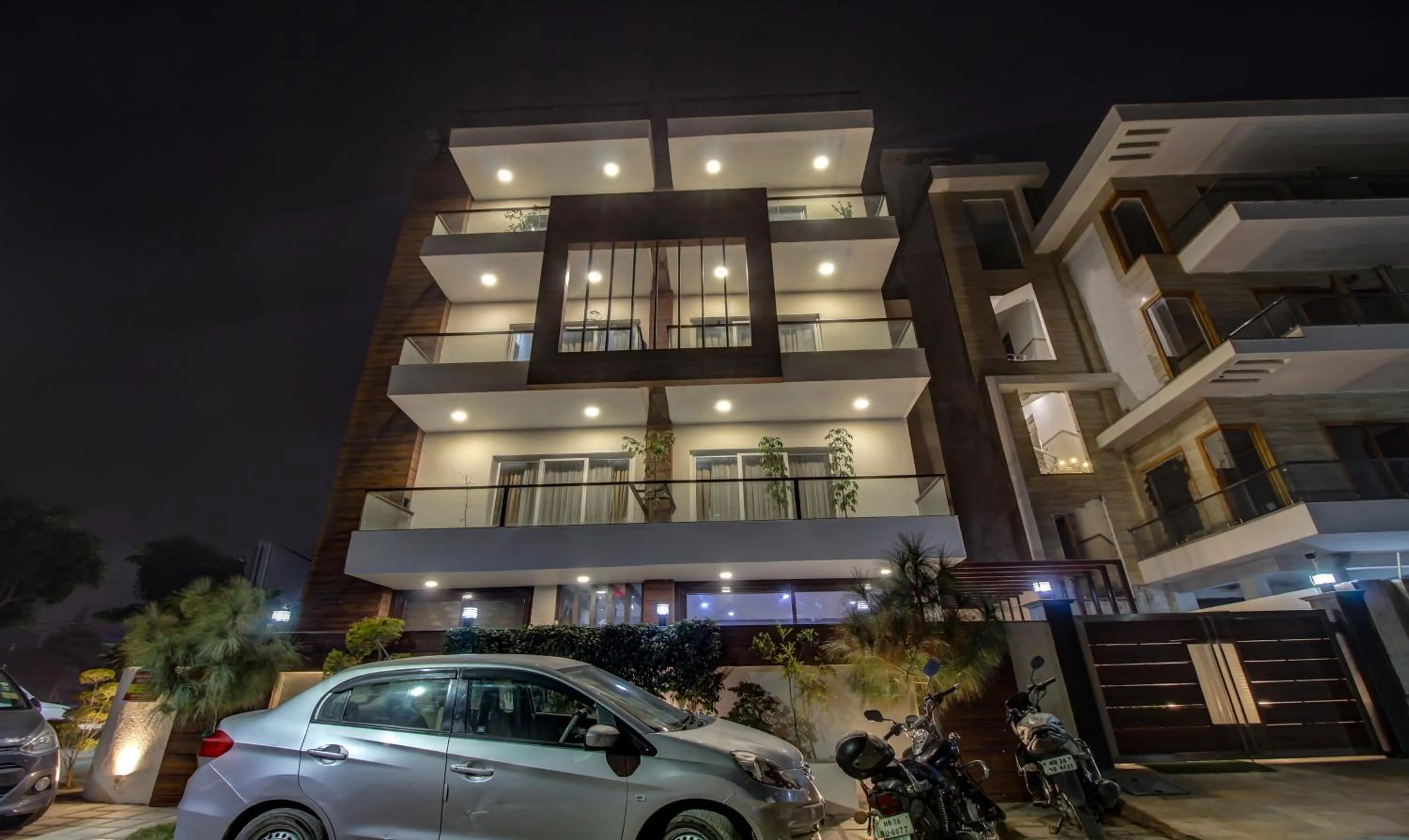 Property building in Treebo M2M Residency Sector 46