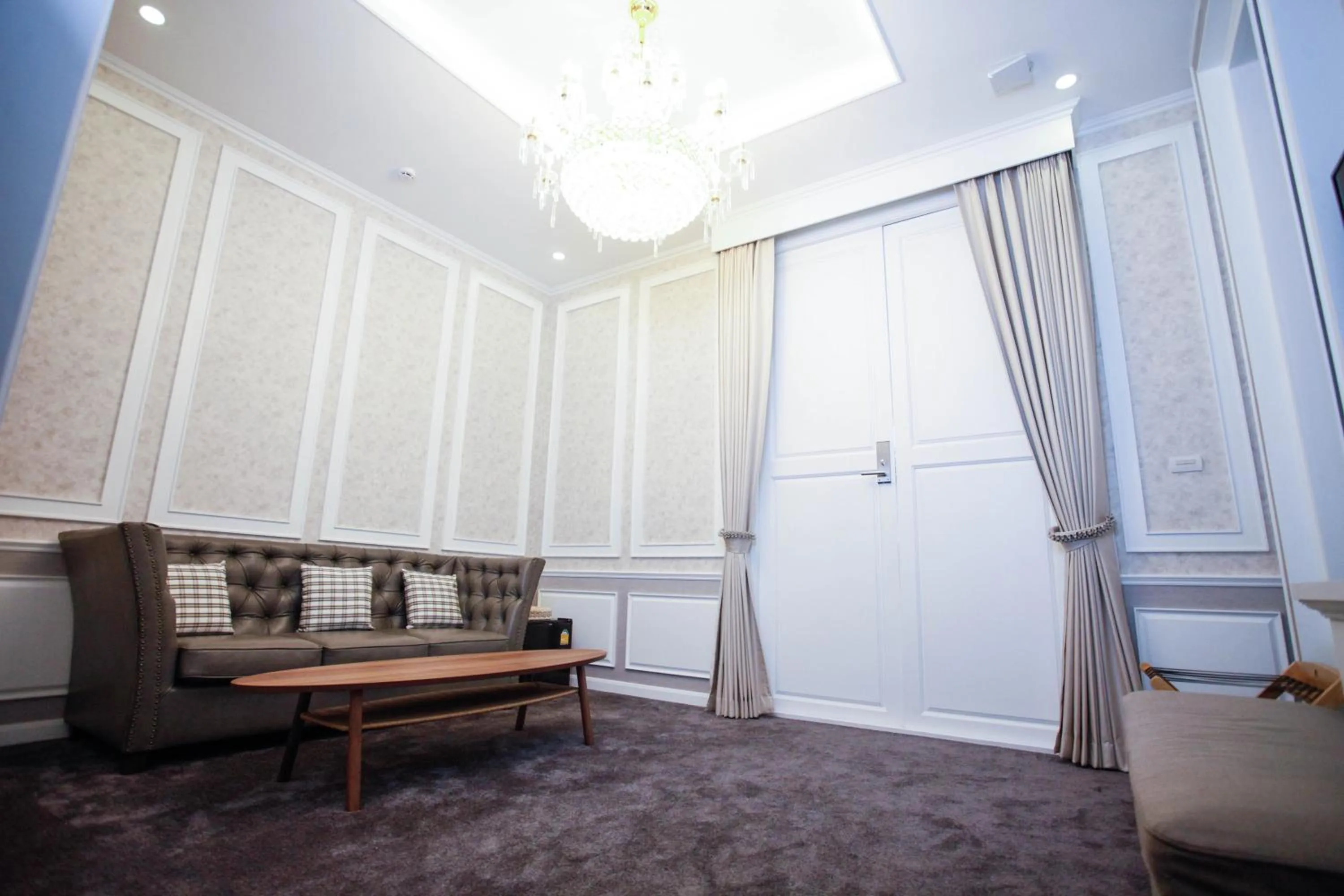 Seating area in VARIMANTRA HOTEL