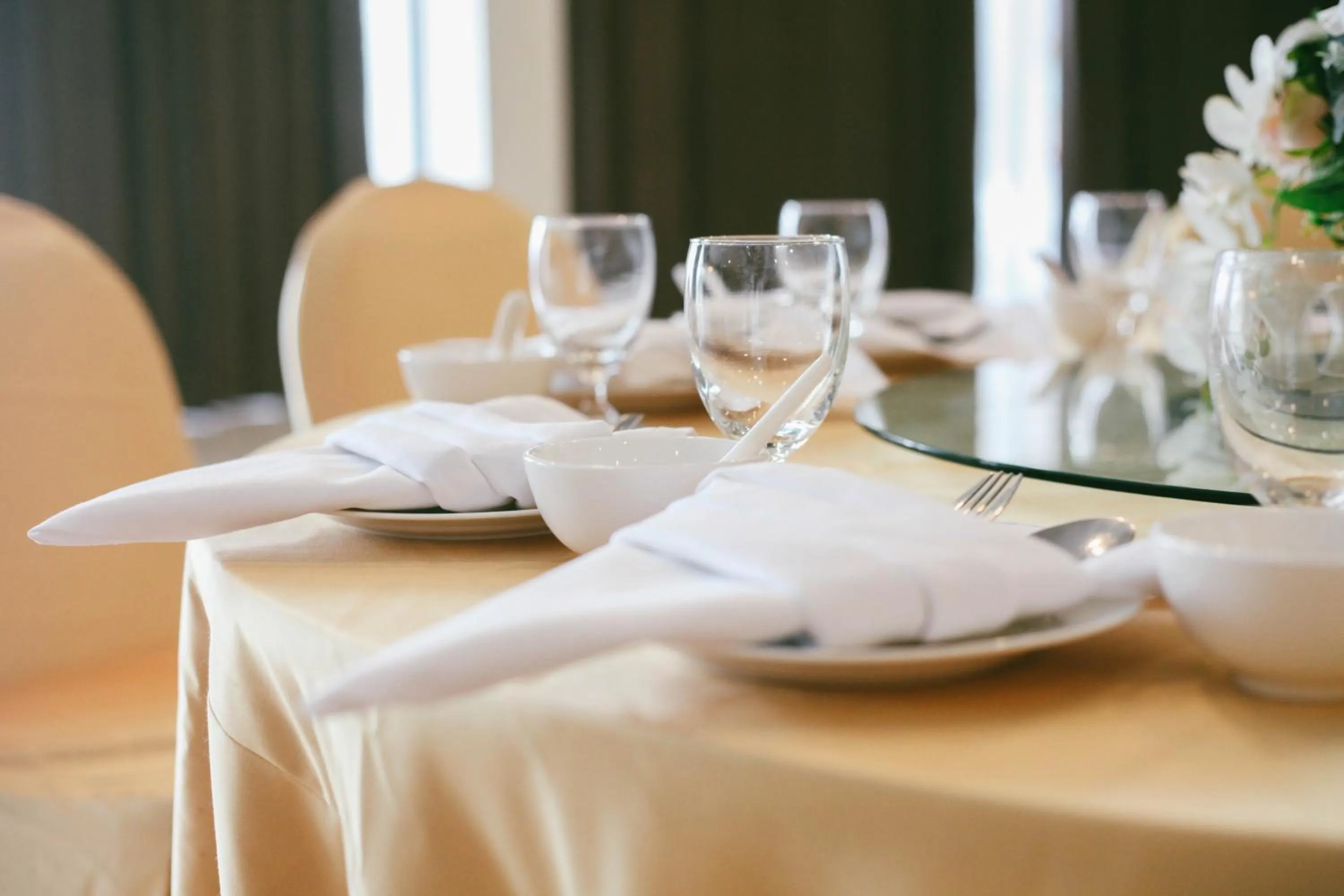 Restaurant/places to eat in VARIMANTRA HOTEL