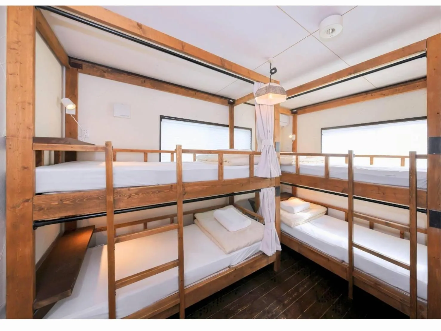 Bed in Sendai Guest House UMEBACHI