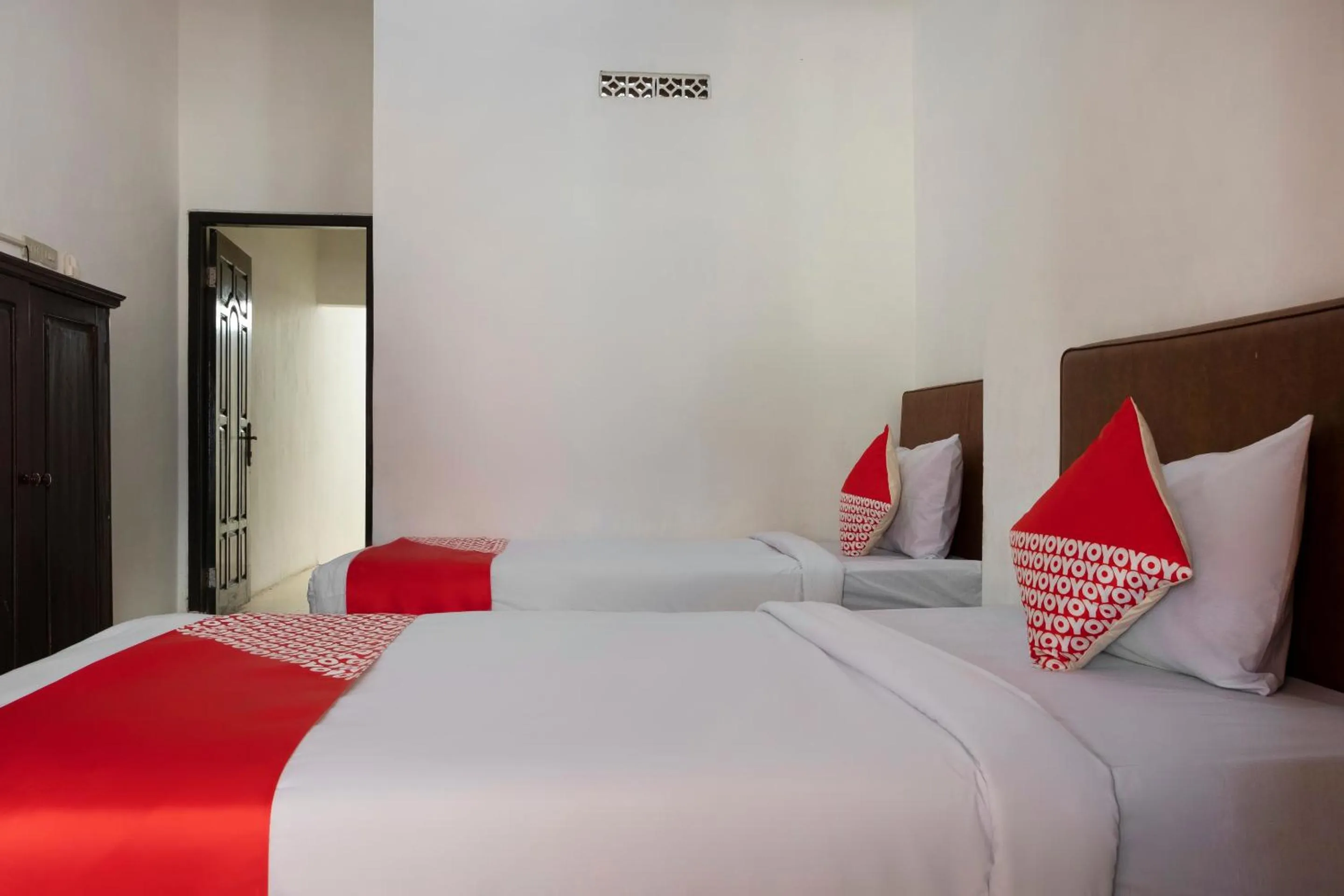 Bedroom in Hotel O Lumungga Residence Syariah