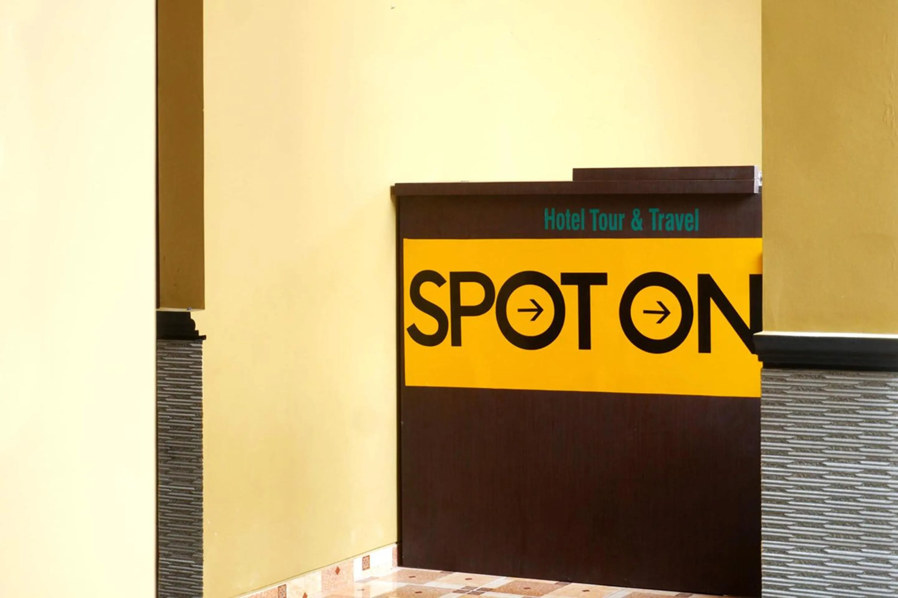 Lobby or reception in SPOT ON 2629 Duta Karimun