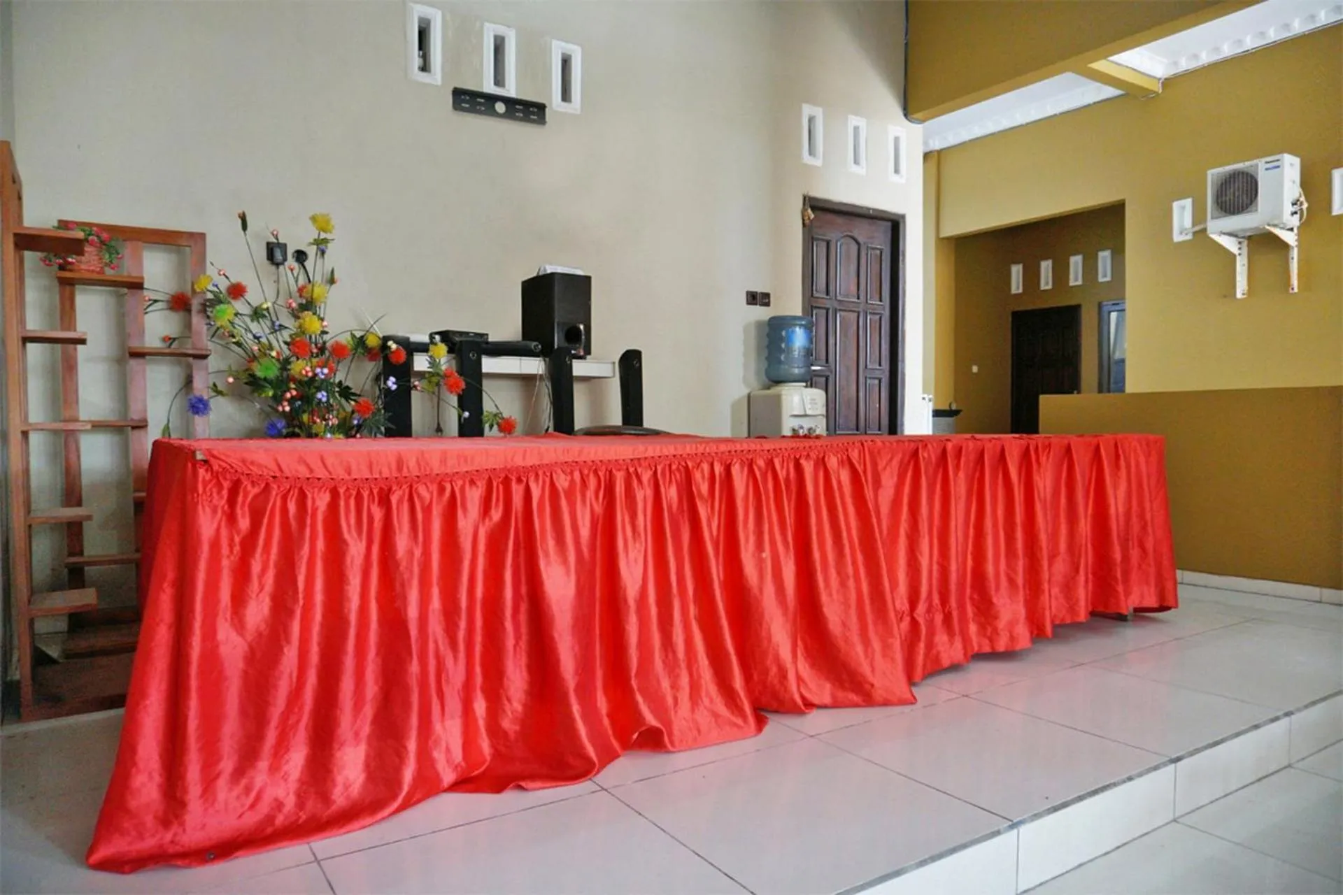 Restaurant/places to eat in SPOT ON 2629 Duta Karimun