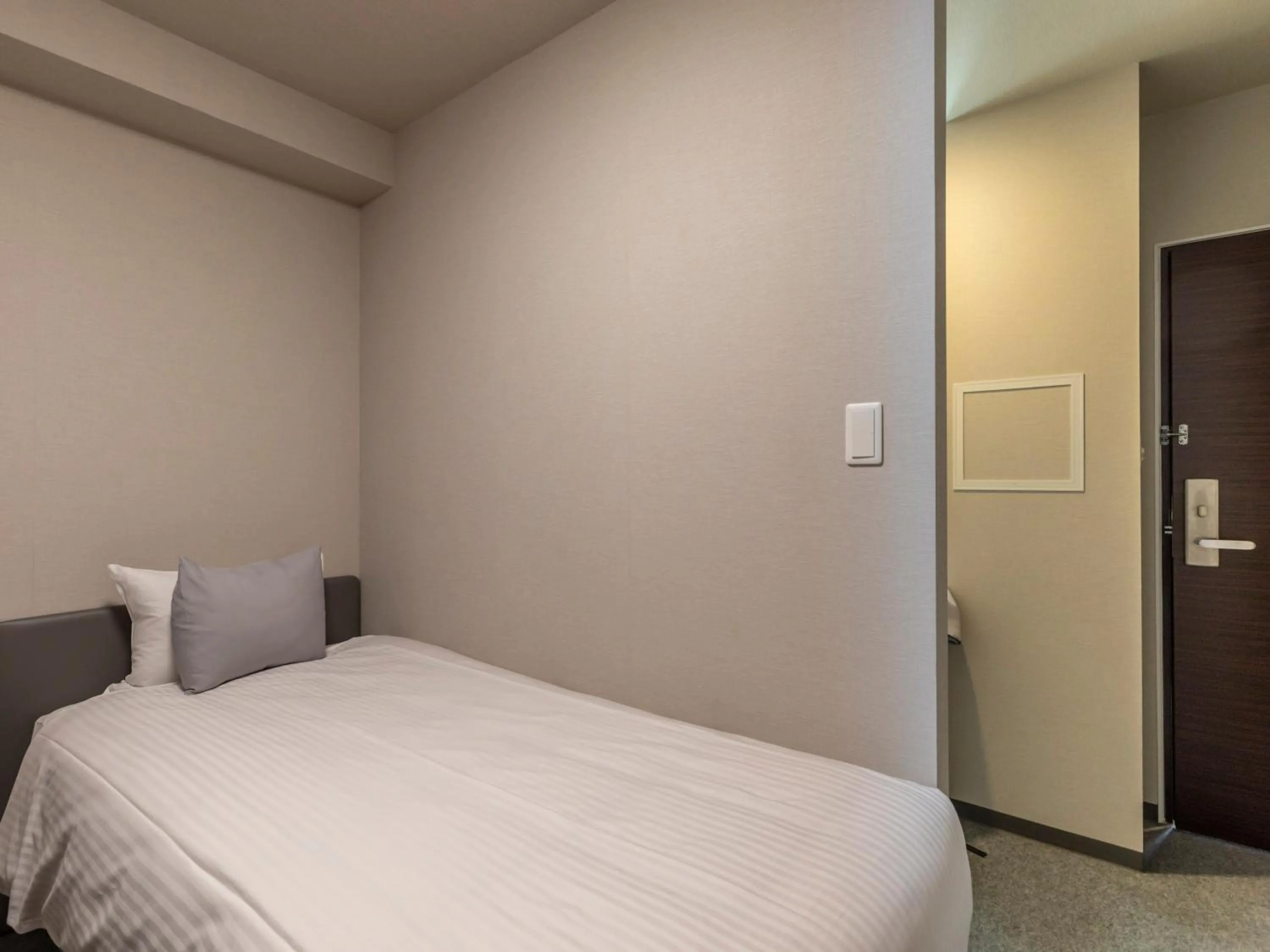 Photo of the whole room, Bed in Tabist Unihotel Midosuji Hommachi
