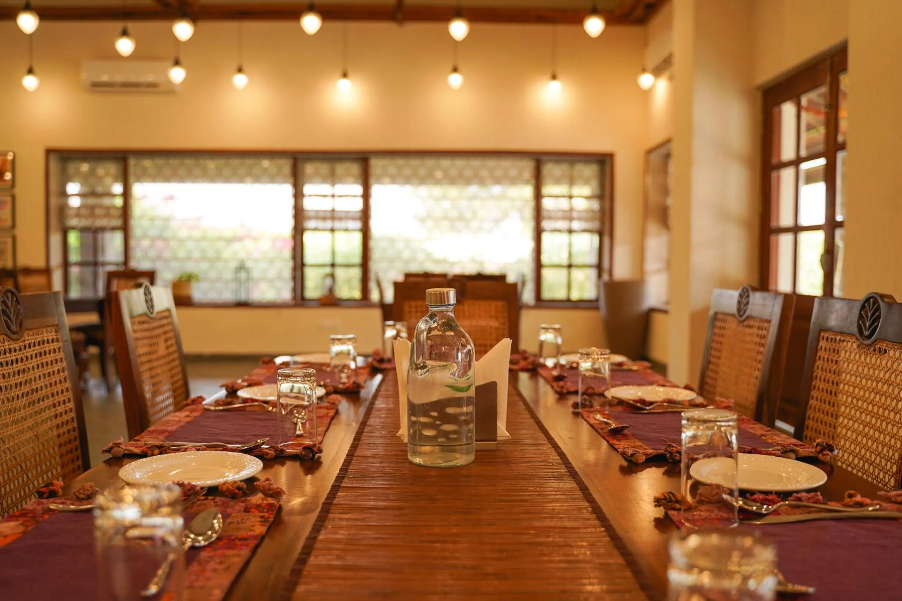 Restaurant/places to eat in Sariska Safari Lodge